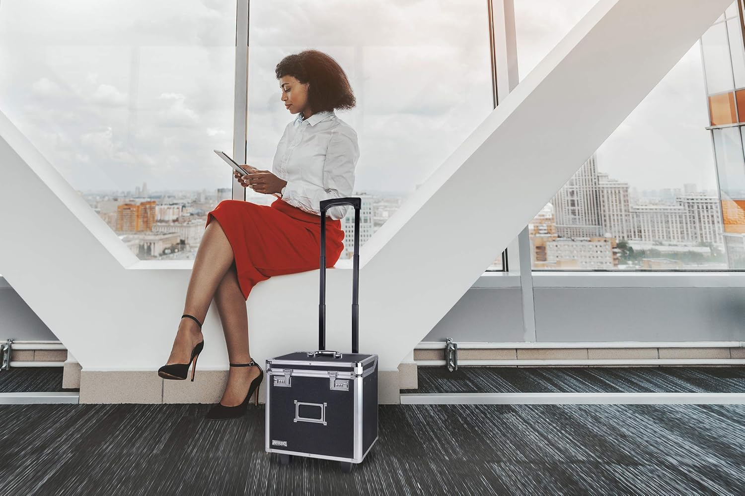 Review Product Vaultz Locking Mobile Business Case, Letter Size, 11 x 14.75 x 13.75 Inches, Black (VZ00348) Hot Deals Vaultz Locking Mobile Business Case, Letter Size, 11 x 14.75 x 13.75 Inches, Black (VZ00348)