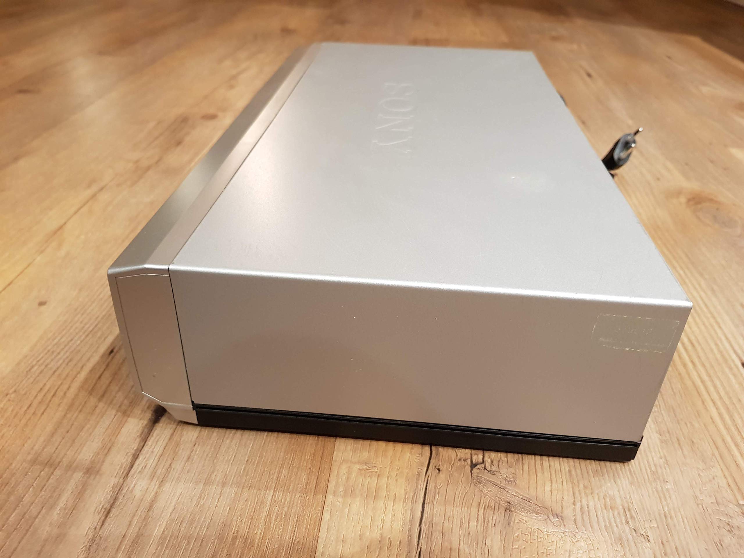 Sony SLV-SE720 - Reproductor de vídeo VHS (Hi-Fi), color plateado