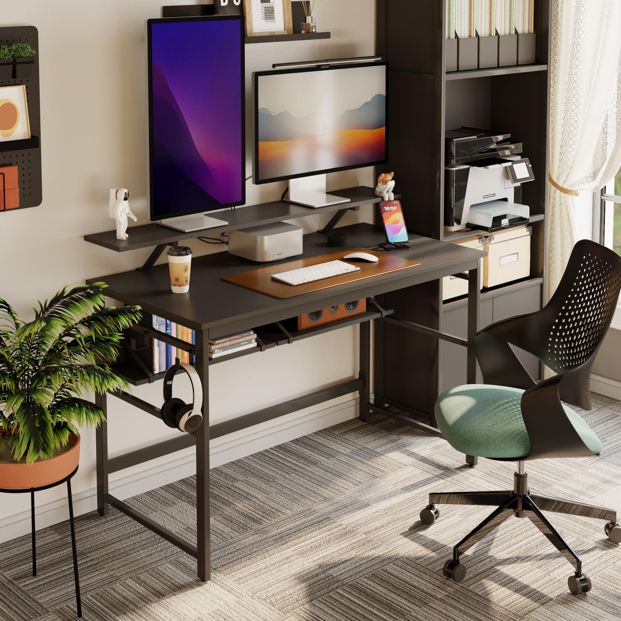 Mondeer Scrivania per computer, postazione di lavoro con 2 ripiani regolabili e grande supporto per monitor, salvaspazio, per casa, ufficio, studio, 120 x 60 x 90 cm, nero