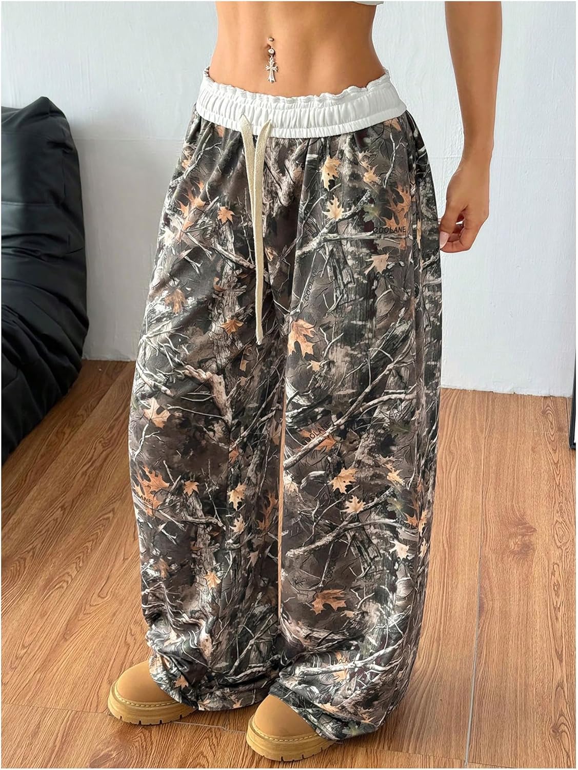 SOLY HUX Women's Camo Pants Wide Leg Baggy Sweatpants Elastic Waist Drawstring Loose Pants Trendy Y2K Drawstring Trousers - Image 2