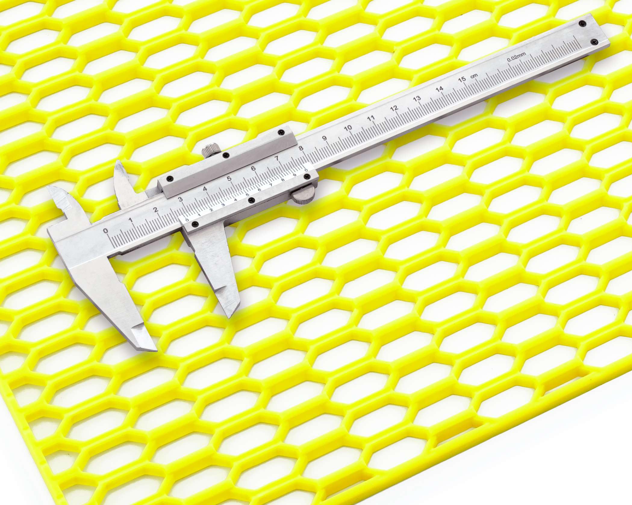 RECAMBO Grille de course en nid d'abeille 120 x 40 cm en plastique jaune fluo compatible avec grille avant, pare-chocs, entrée d'air – Découpable – Légère – Résistant aux intempéries – Aspect tuning