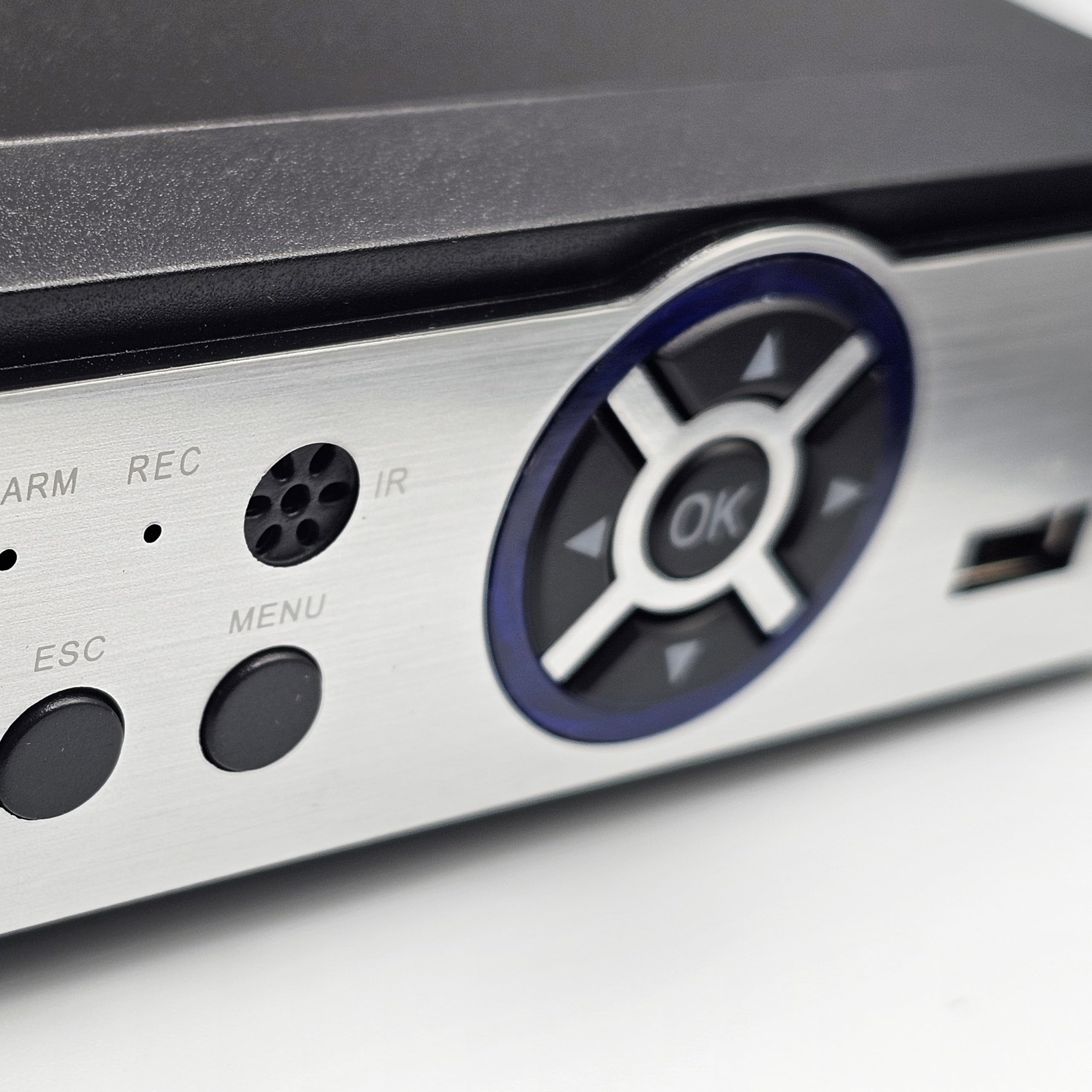 Enregistreur Vidéo DVR 8 Canaux 4K | GSS Elite 8 Mégapixels Réel avec IA, 2 HDD et Garantie 24 Mois