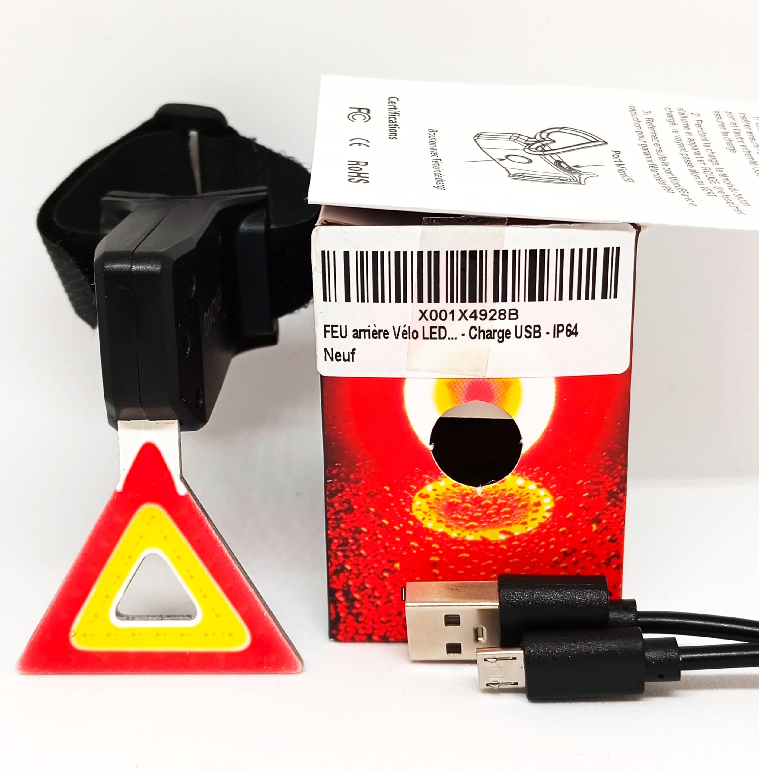 Feu arrière de vélo ROKOO - Charge USB LED - Rouge - Pour VTT - 5 modes Feu arrière de vélo ROKOO - Charge USB LED - Rouge - Pour VTT - 5 modes
