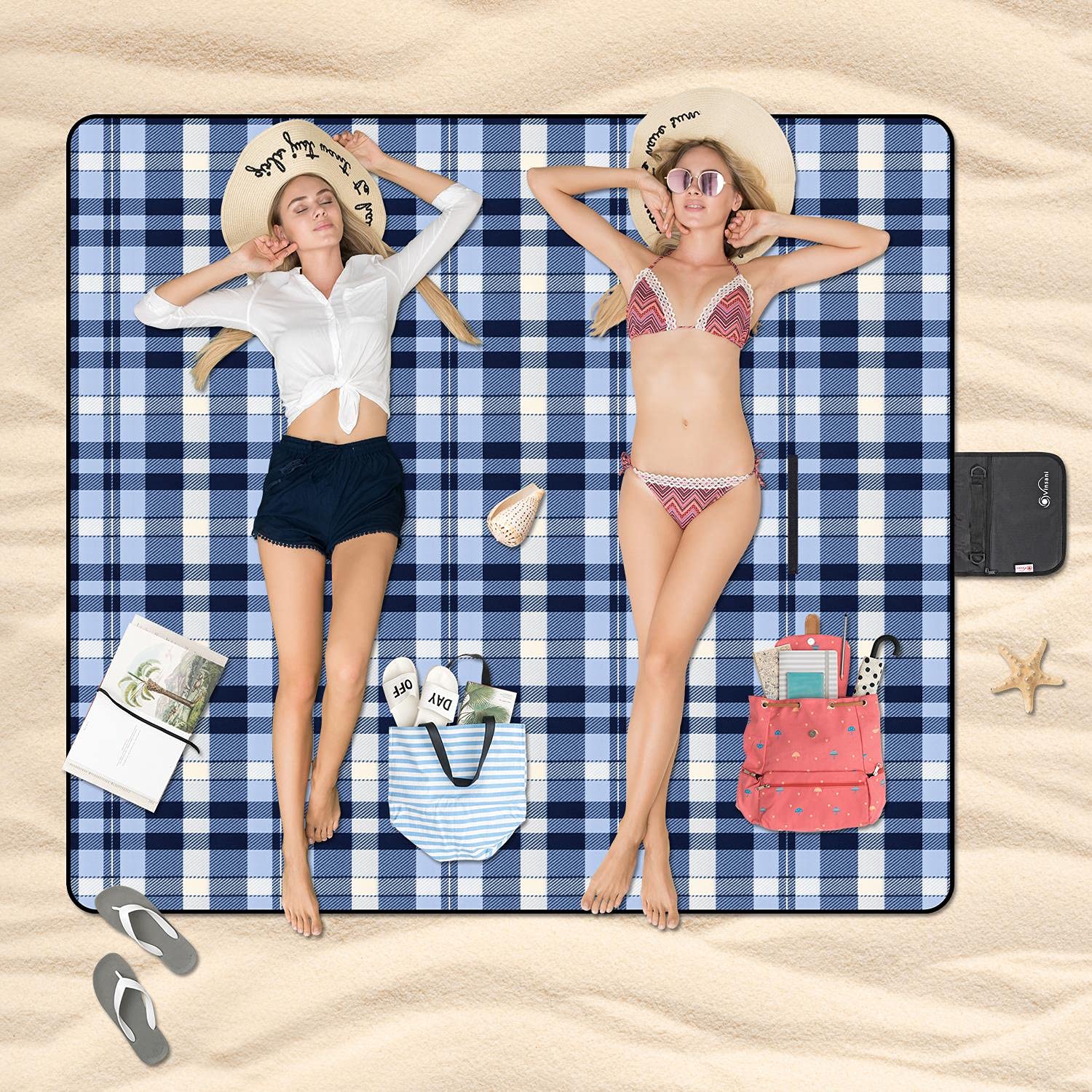 Close-up of the Vinsani picnic blanket's durable, waterproof backing.