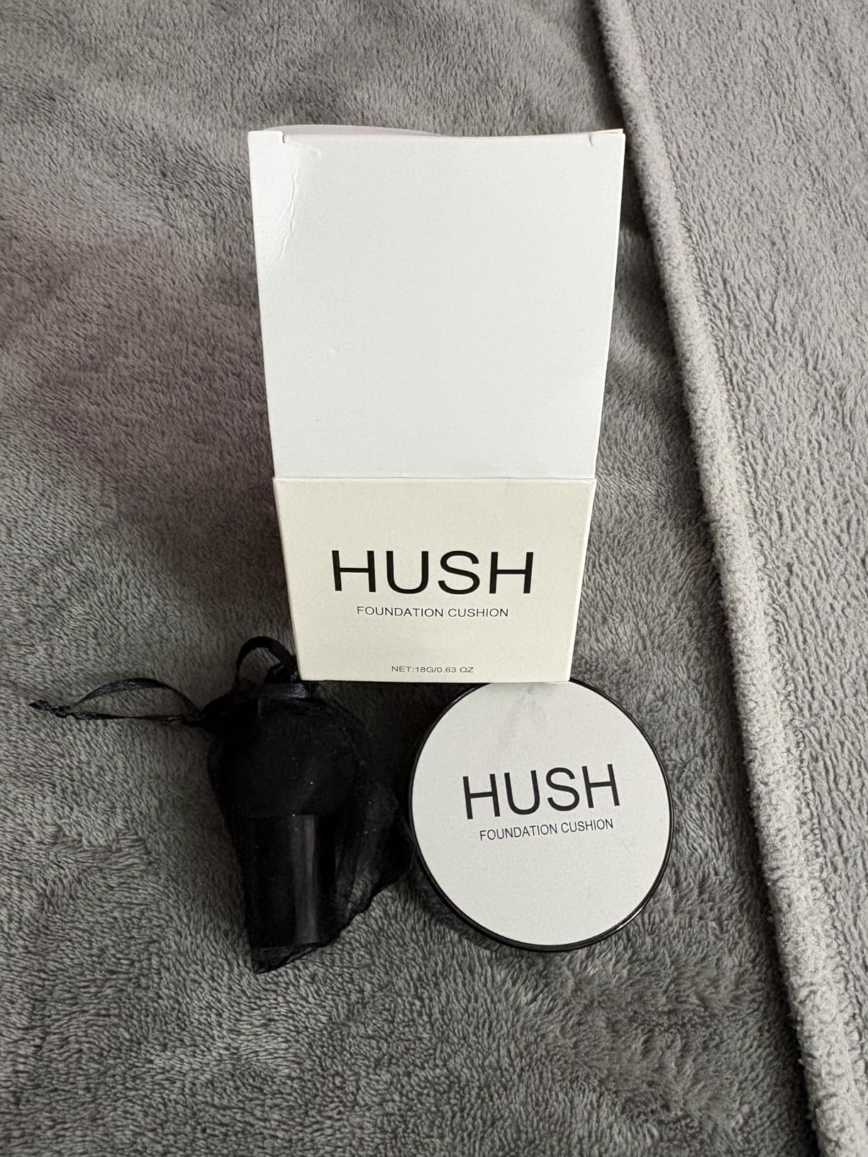 Aigomc Hush makeup foundation - Glow makeup foundation for older women warm - Infused Lightweight Foundation cushion with Mushroom Applicator for Mature Skin, Hyaluronic Acid & Peptides, Natural Coverage