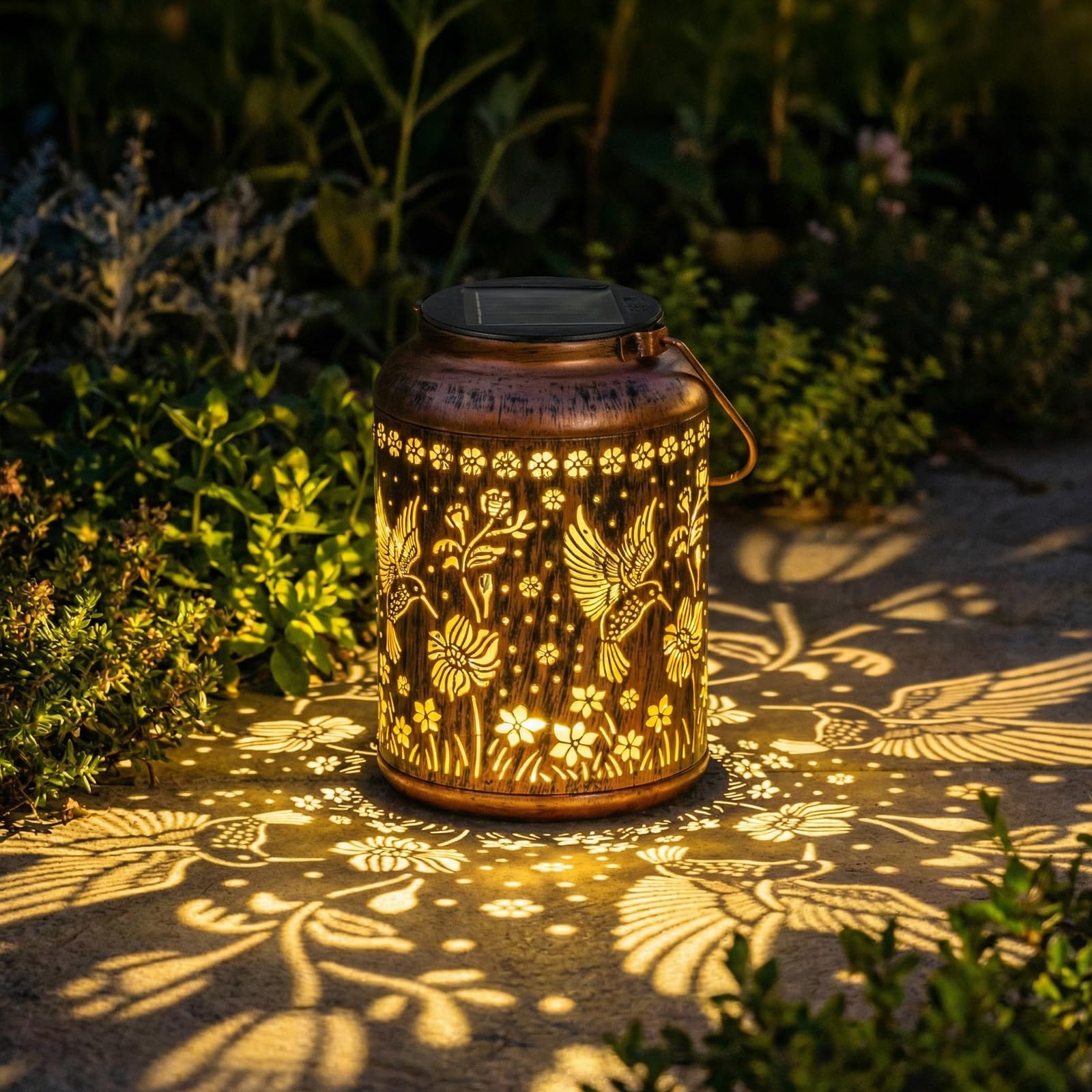 Evergoods Women's Hummingbird Birthday Gifts For ,Garden Ornaments Outdoor, Solar Lanterns For The Garden,Gifts For Mothers Day Presents For Mum Grandma Her,Hanging Garden Lights For Patio Lawn Yard Decor