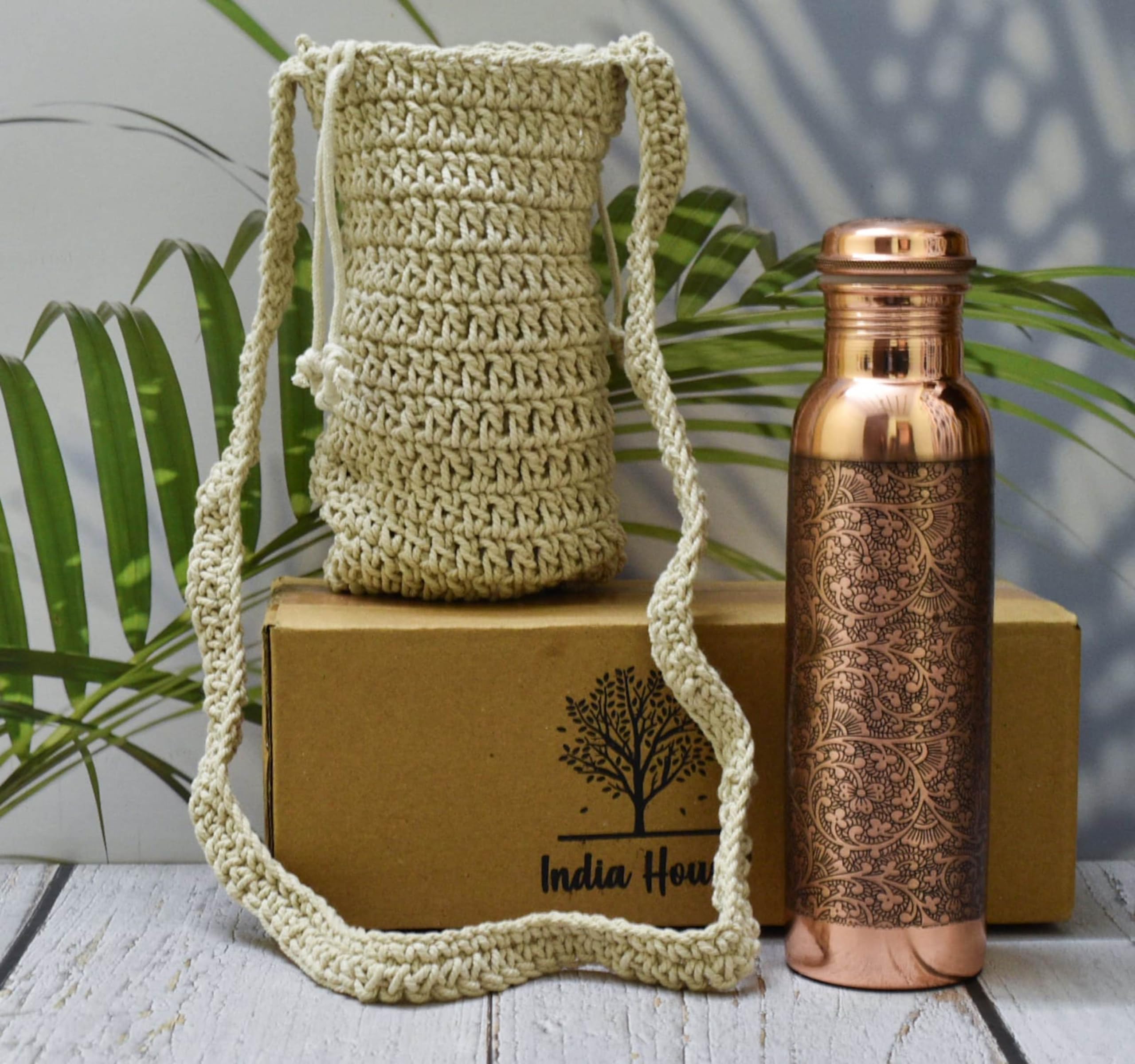 India House Handgefertigte, gravierte Flasche aus 100% reinem Kupfer Makramee-Beutel/Wasserflasche/Geschenk/1000 ml-