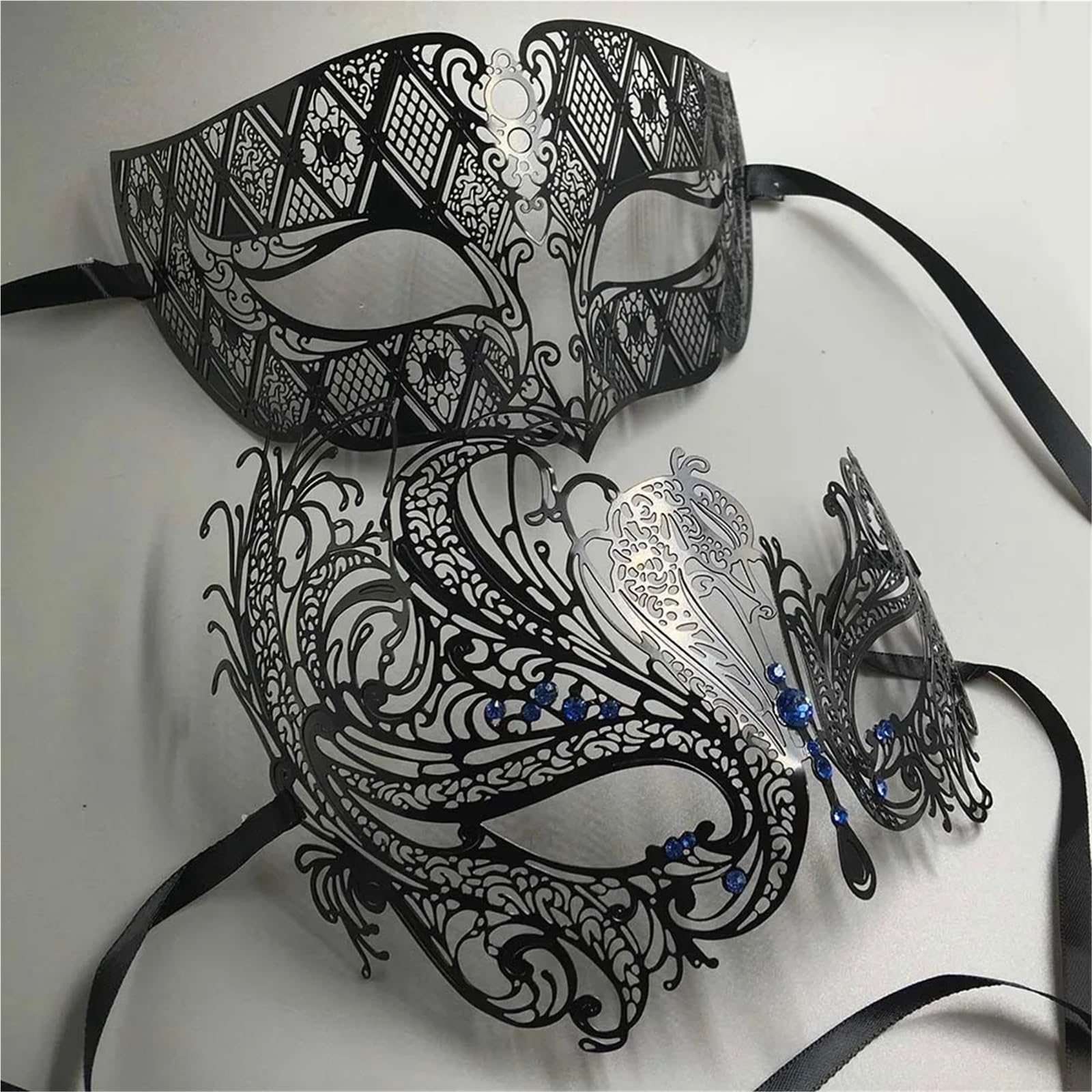 Masque De Mascarade 2 pièces en métal filigrane Couple masque de fête vénitien bal mariage mascarade Costume Masker ensemble