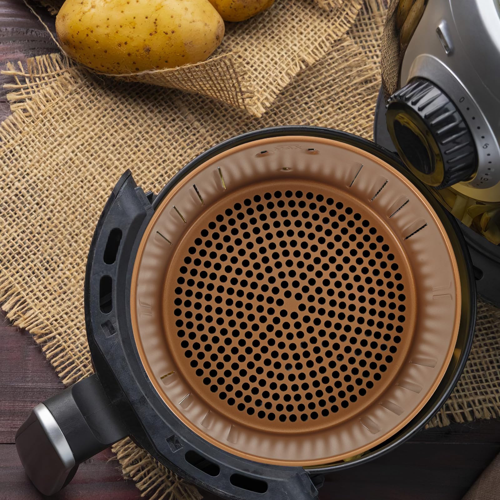 TOYANDONA Zamienny koszyk do frytkownicy powietrznej | Okrągła i nieprzywierająca patelnia do pieczenia 3,5 l | Taca do smażenia frytek/mięsa/warzyw | Nakładka do kuchennej frytkownicy powietrznej 8,3