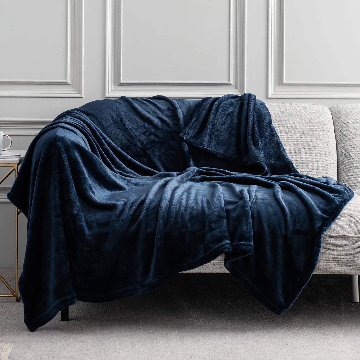 Topblan Fleece Blankets - King Size for All Seasons, Super Soft Fluffy Microfiber Flannel Plush Throw Blanket Lightweight, Navy Blue