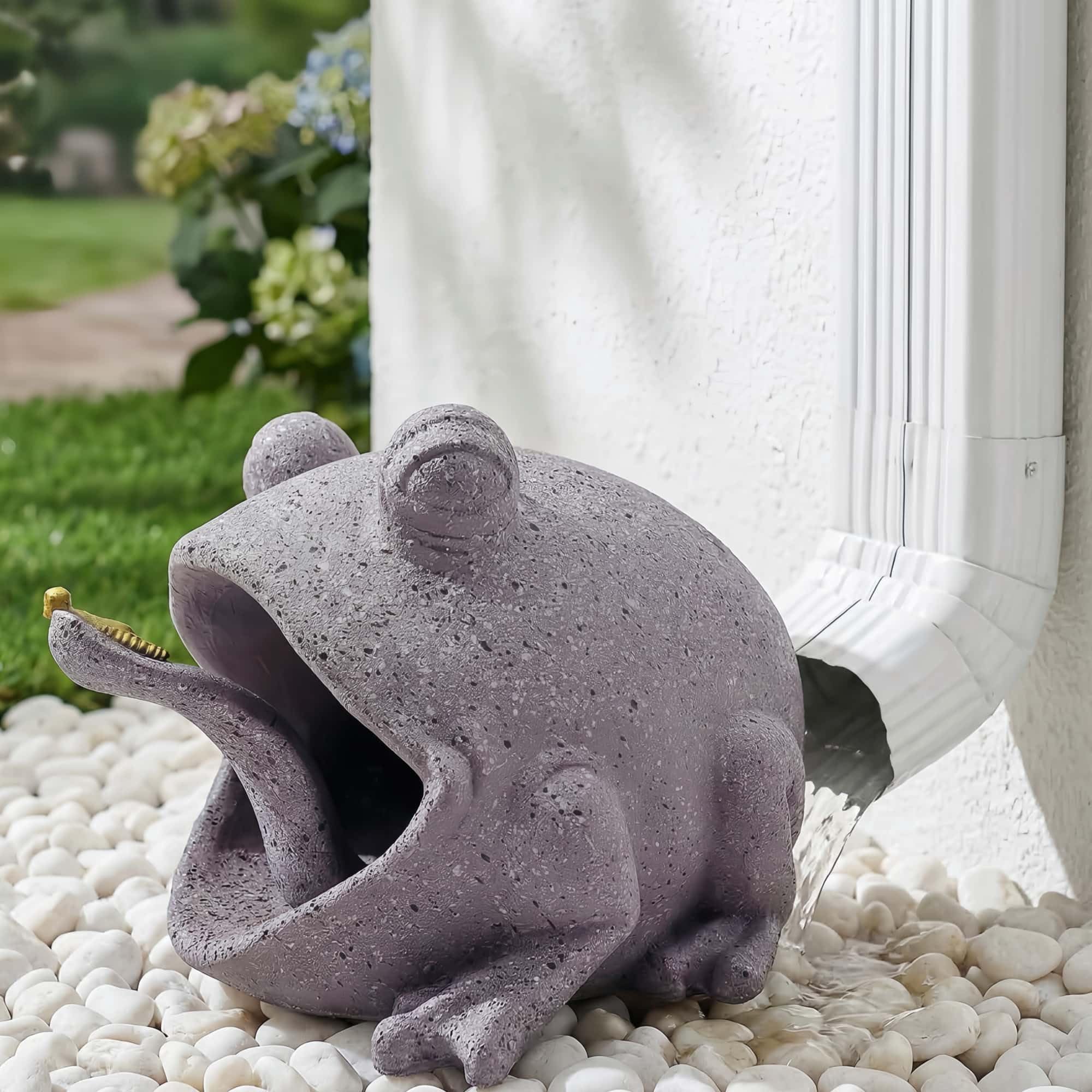 Estatua de resina de rana caprichosa para exteriores, decoración dinámica de extensión de boquilla para exteriores, decoración única para patio, césped y jardín, estatua de resina resistente pintada a