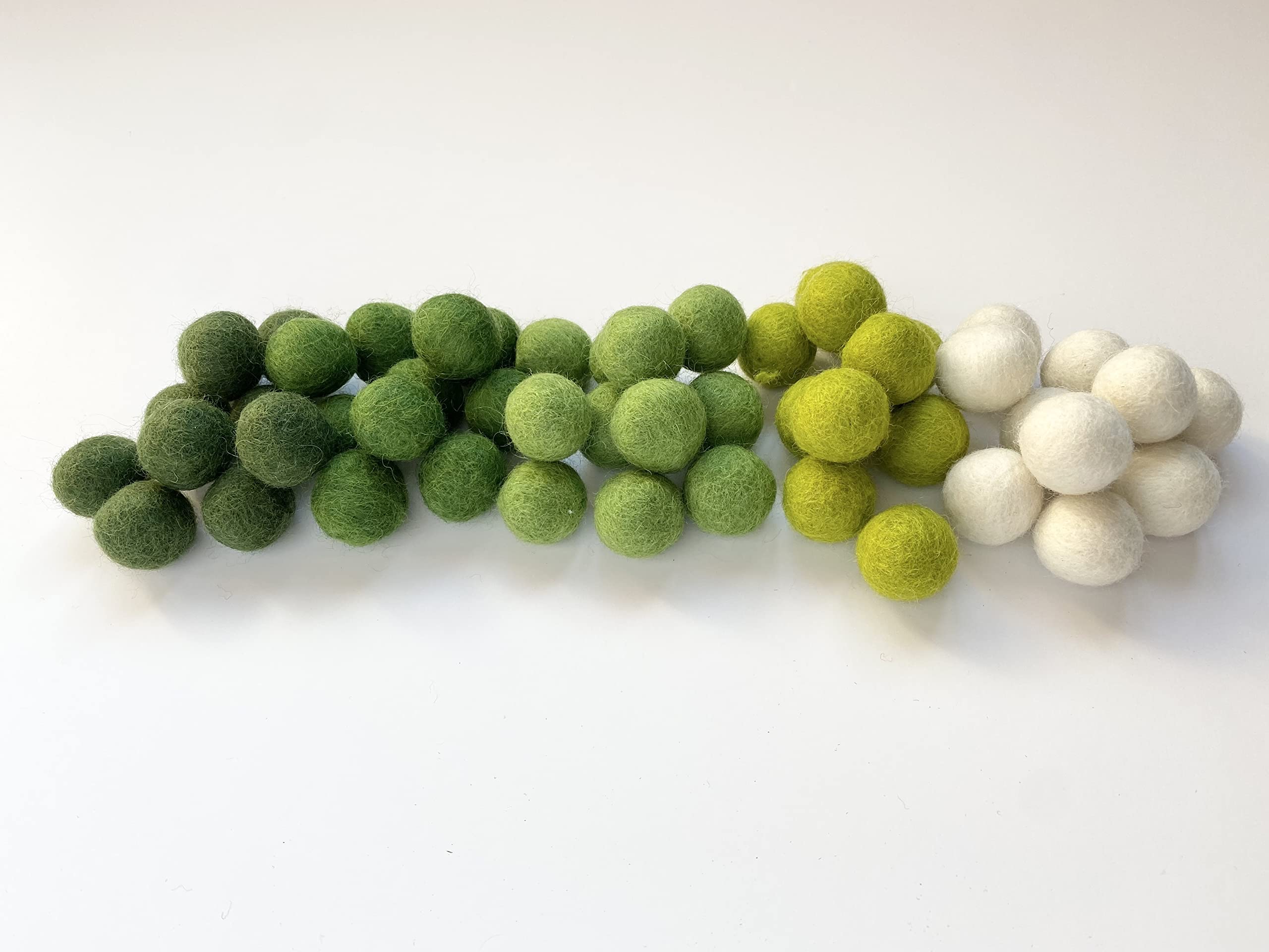 2.5 cm handmade felt balls - Bulk Quantity: 50 - Ombre of Greens: Dark Green, Forest, Grass, Lime, White - 100% Wool Poms for Crafting, Garland Making