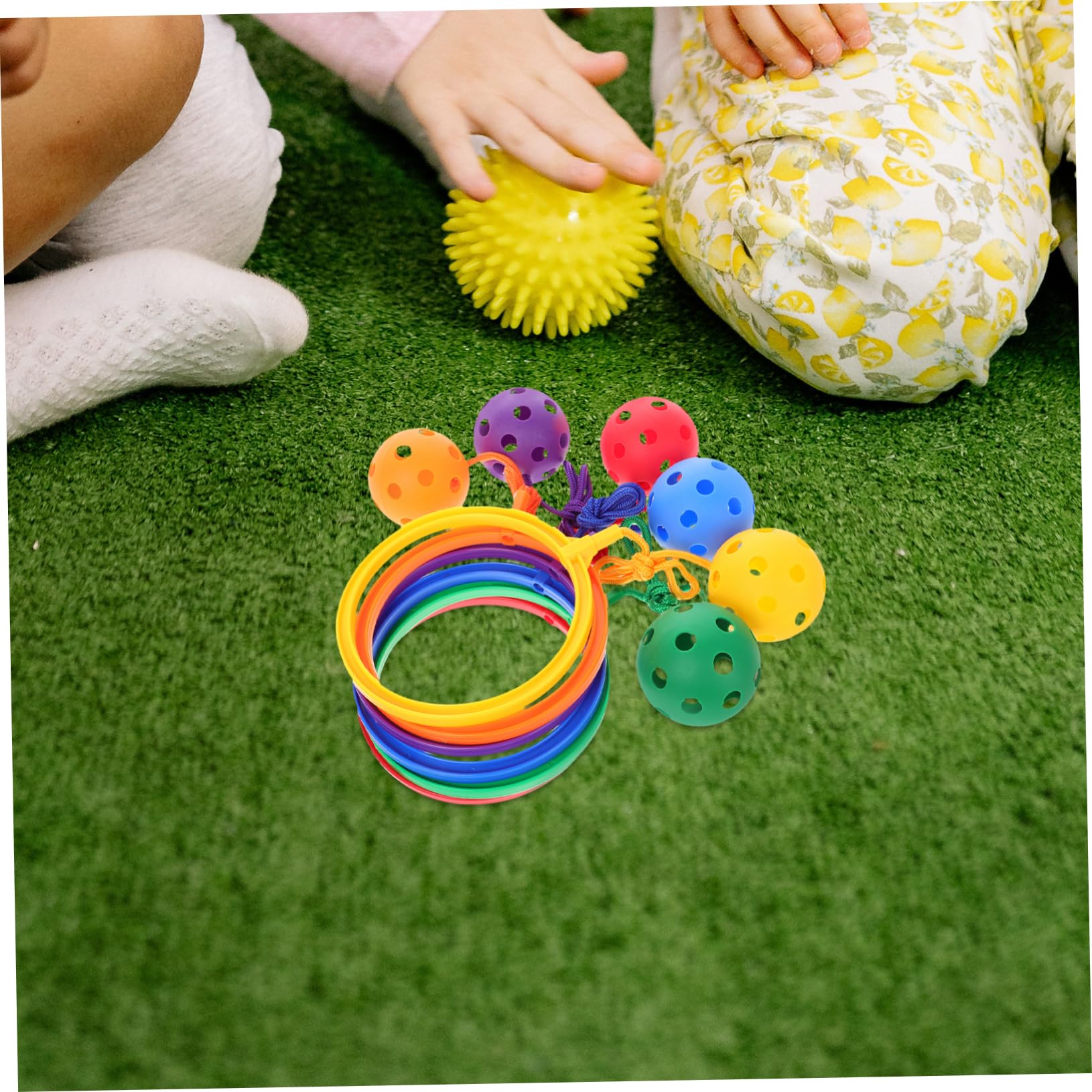 INOOMP 6pièces Jump Balle Jouet De Saut pour Garçon Fille Lot de Activité De Plein Air Intérieur Et Coordination