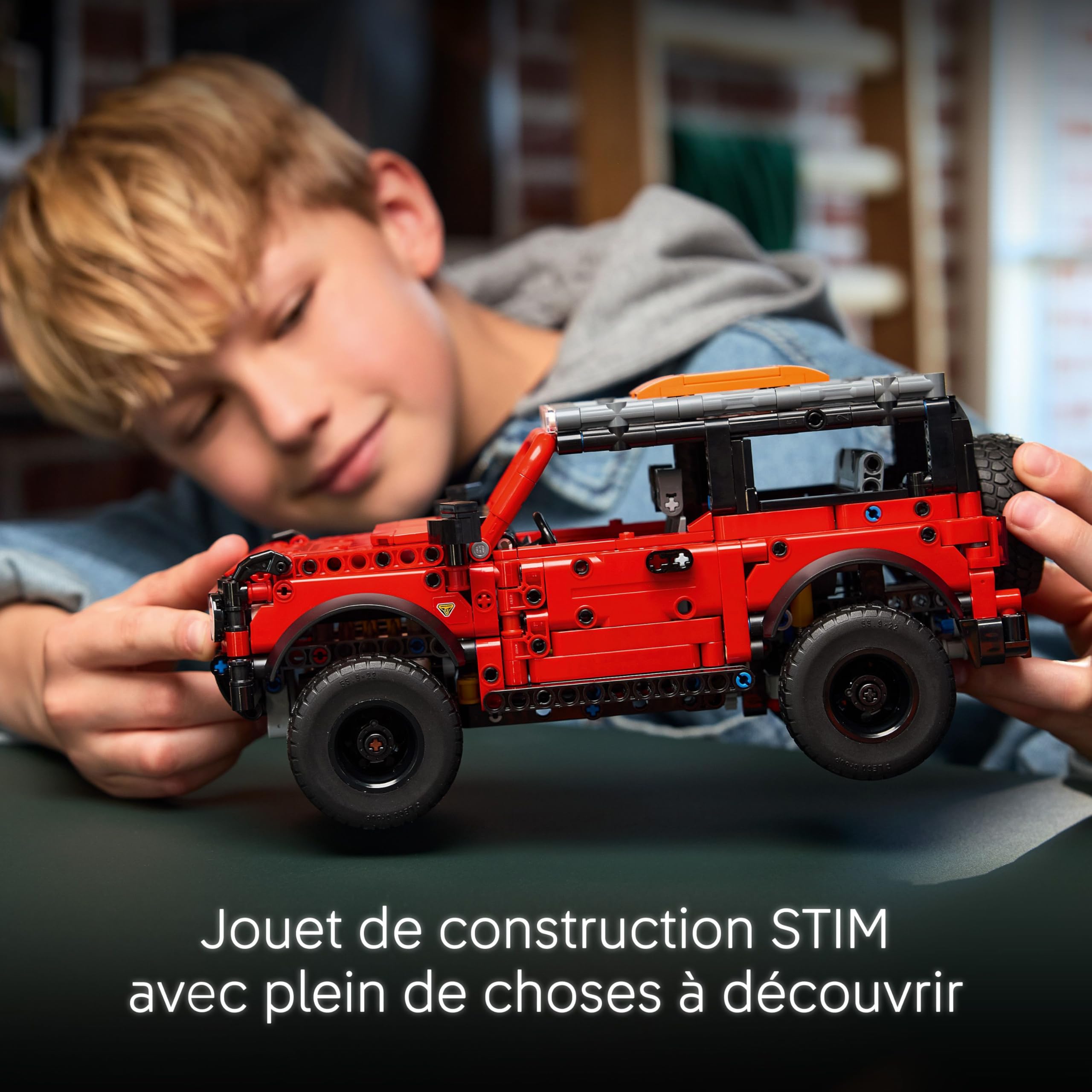 LEGO Technic SUV Ford Bronco - Jeu de Construction de Voiture 4x4 - Maquette avec Portes Ouvrantes, Moteur V6, Suspension & Direction - Cadeau Collector pour Garçon dès 9 Ans 42213