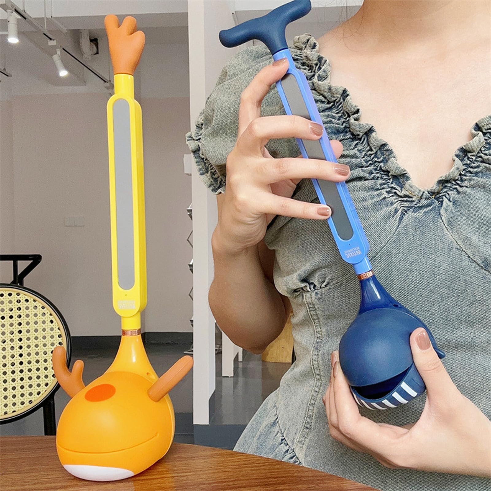 Erhu electrónico Adorable Mini Guitarra Erhu Lindo Forma de Dibujos Animados Sintetizador de Música Aprendizaje Educativo Temprano Instrumento Musical Educativo Diversión Regalo para