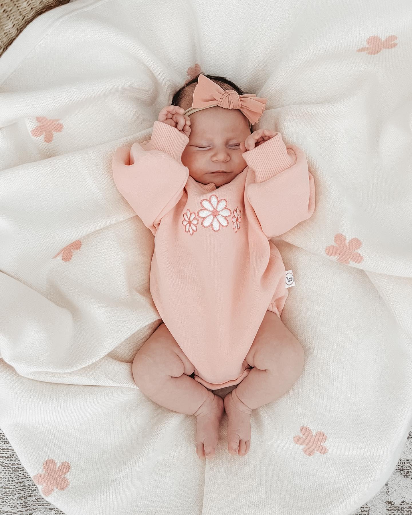 BOIBOKOKO Baby Girl Fall Winter Clothes Block Color Long Sleeve Sweatshirt Romper Floral/Letter Print Sweater Top (Pink, 6-12 Months)