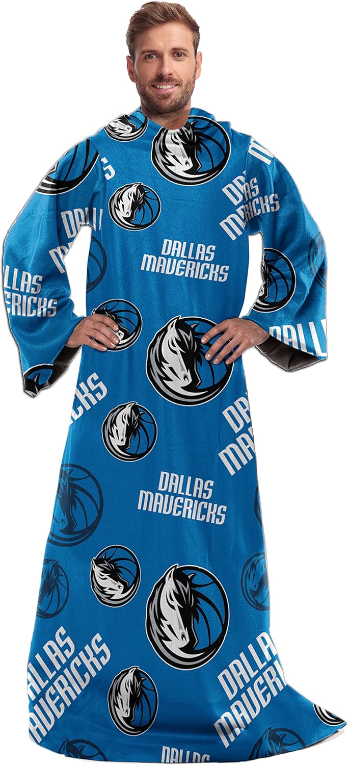 Northwest NBA Milwaukee Bucks Toss Silk Touch Comfy Throw with Sleeves 48" x 71"