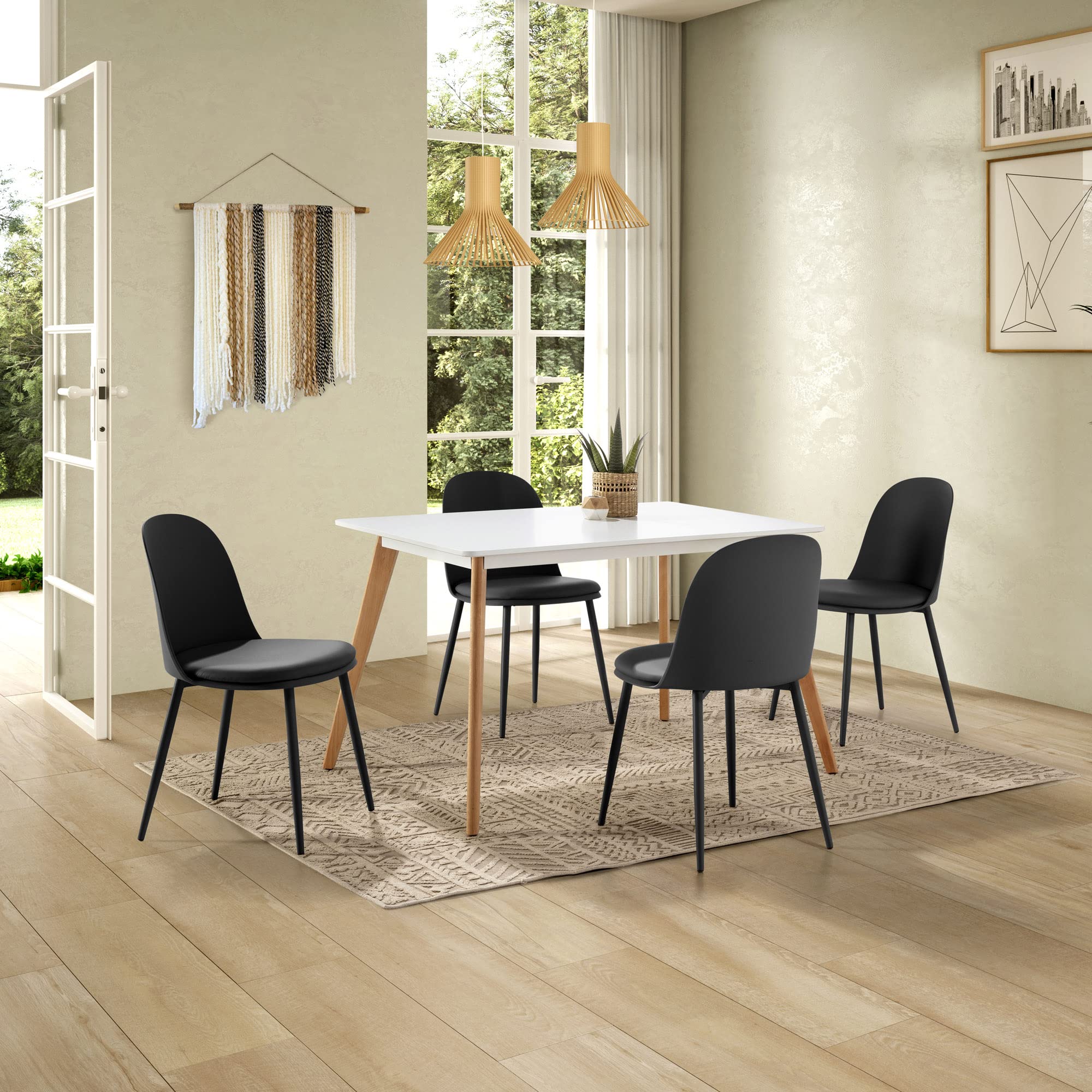 HOMN LIVING Set di 4 sedie Kana Nere, Gambe in Metallo e Sedile Imbottito, 45 cm (Larghezza) 51,5 cm (profondità) 83 cm (Altezza)