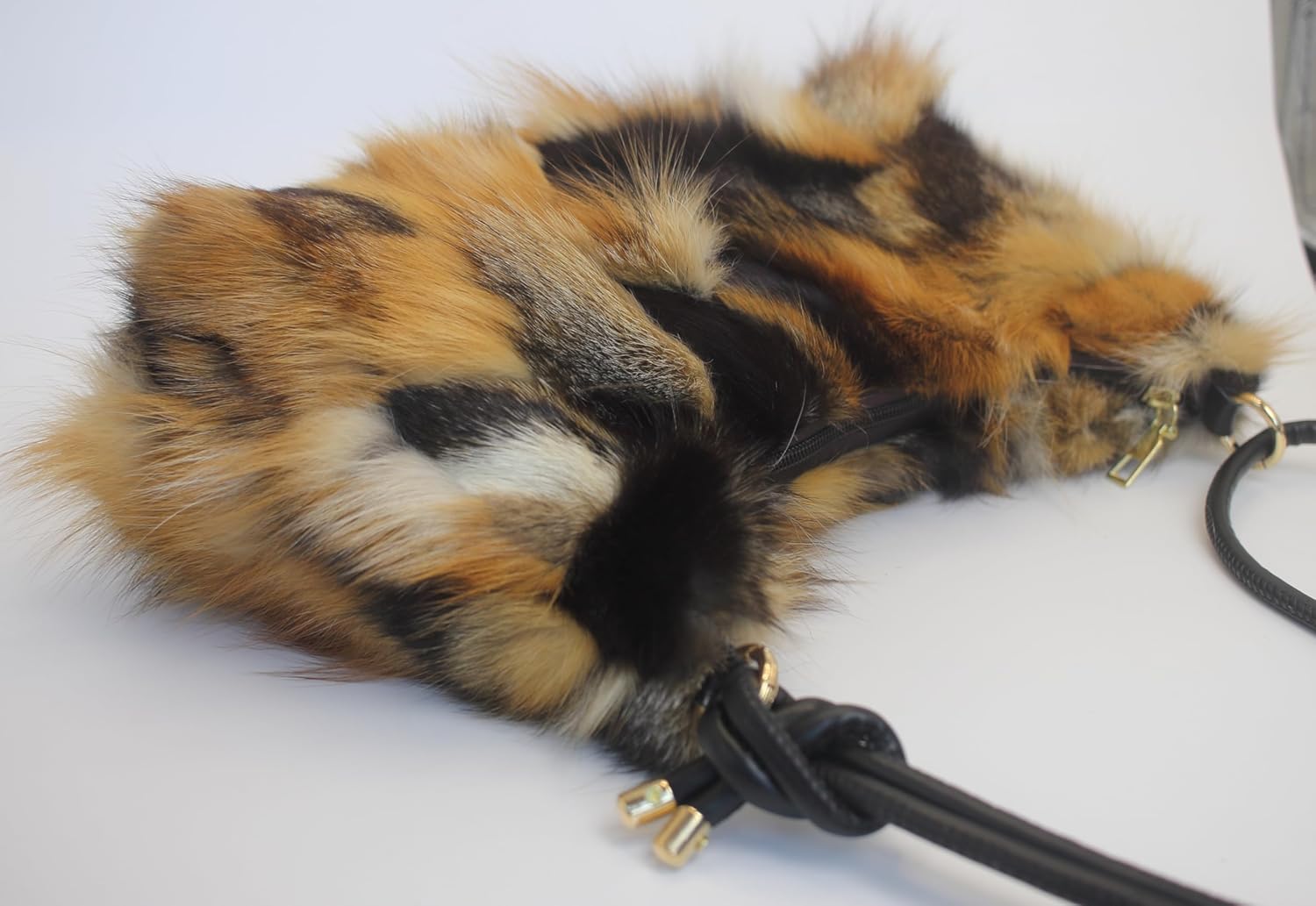 Luxury Real Fox Fur Handbag - Ethical Nordic Sourcing, 14x7x4 inch Winter Fashion Bag - Image 2