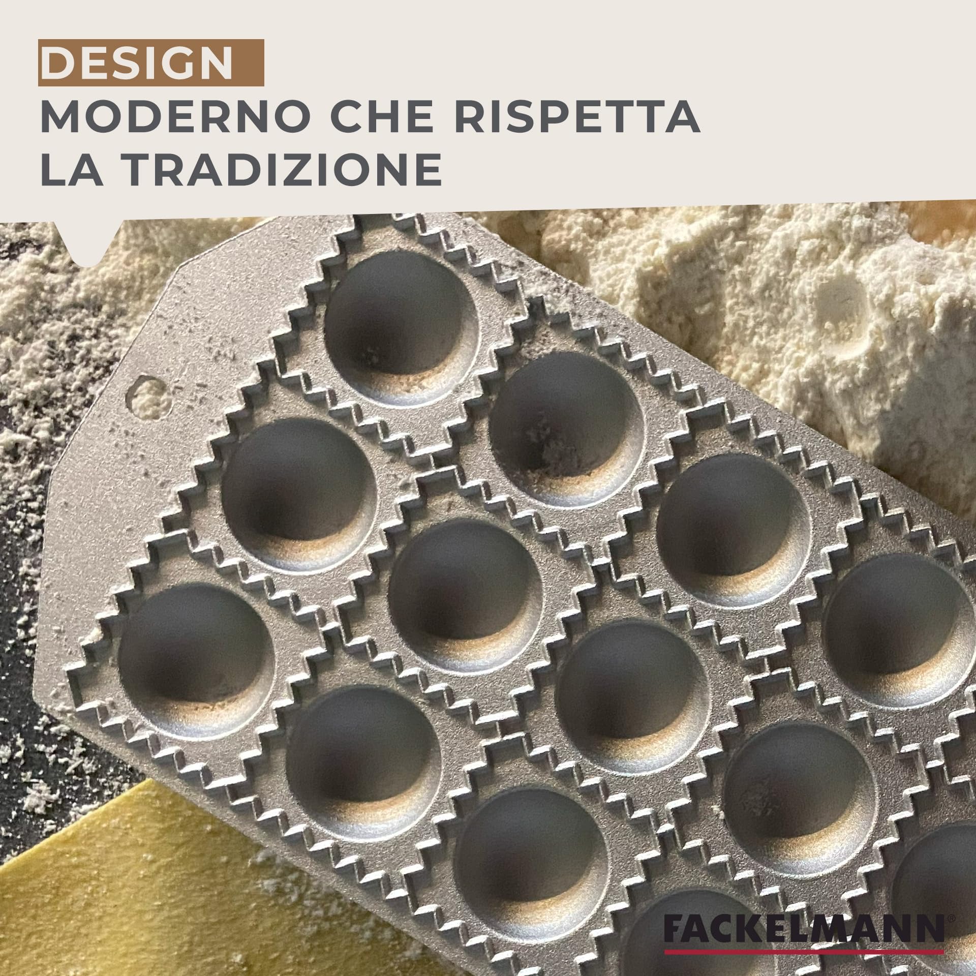 Fackelmann Set pasta fatta in casa con tagliere-spianatoia in legno di faggio e stampi ravioli in alluminio, per ravioli, tortelli e sfoglia fresca, utensili cucina tradizionali per pasta italiana