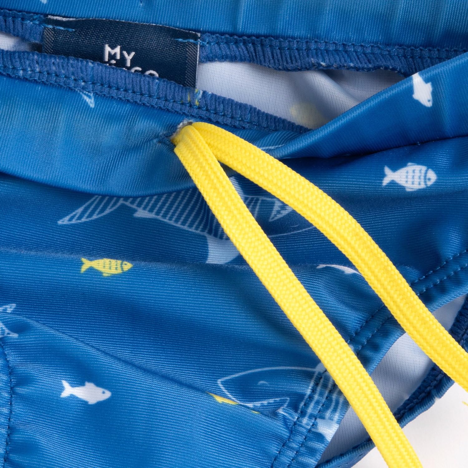Chicco, Conjunto Bañador para Niño y Niña, Conjunto de Dos Piezas con Camiseta de Manga Larga y Braguita, Cómodo y Versátil, Ideal para el Mar o la Piscina, Ropa Niño y Niña, Diseñado en Italia