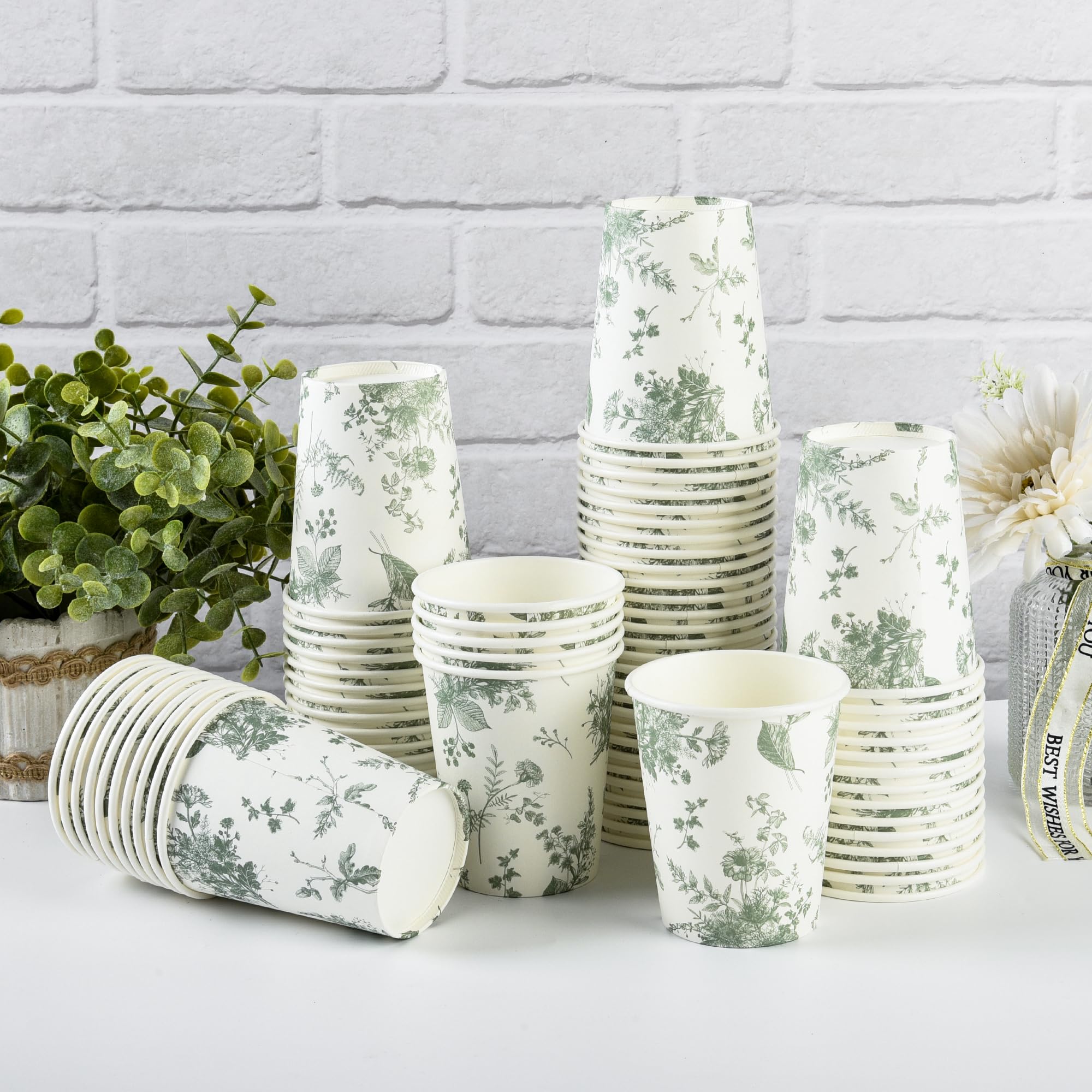 100 vasos de papel florales de color blanco salvia y flores verdes para fiestas, vasos desechables de 9 onzas para bebidas frías y calientes, suministros de fiesta de cumpleaños, baby shower