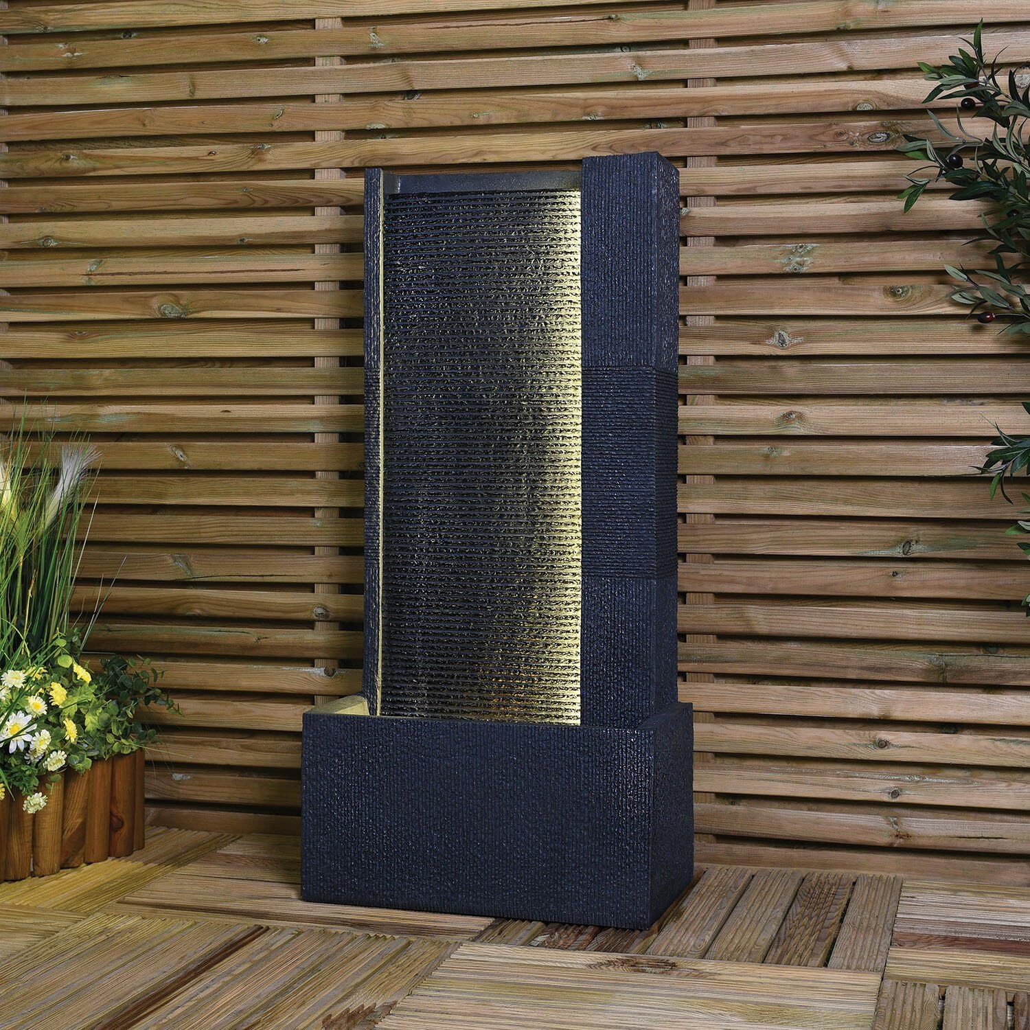 Wilko Textured Ripple Wall Water Feature