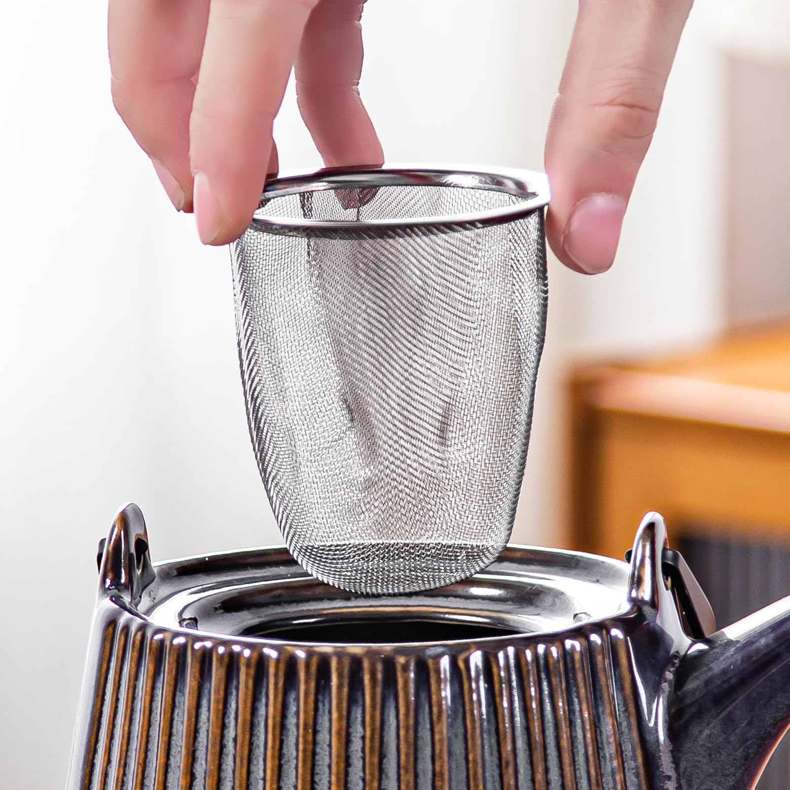 Yundu Braun Teekanne Porzellan, 1000ml Keramik Mit Abnehmbarem Tee-Ei, Teesieb für Losen Tee, Siebeinsatz