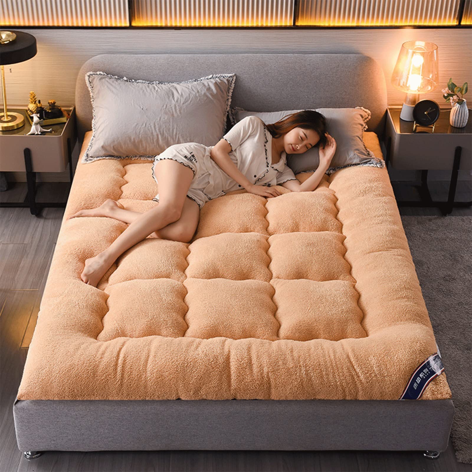 ZHBY Mattress Thicken Roll Up Japanese Futon Mattress Winter Quilted Floor Mattresses Folding Portable Tatami Sleeping Pad For Camping Couch Dormitory Guest Bed Mat (Color : Khaki, Size : 200x220cm)