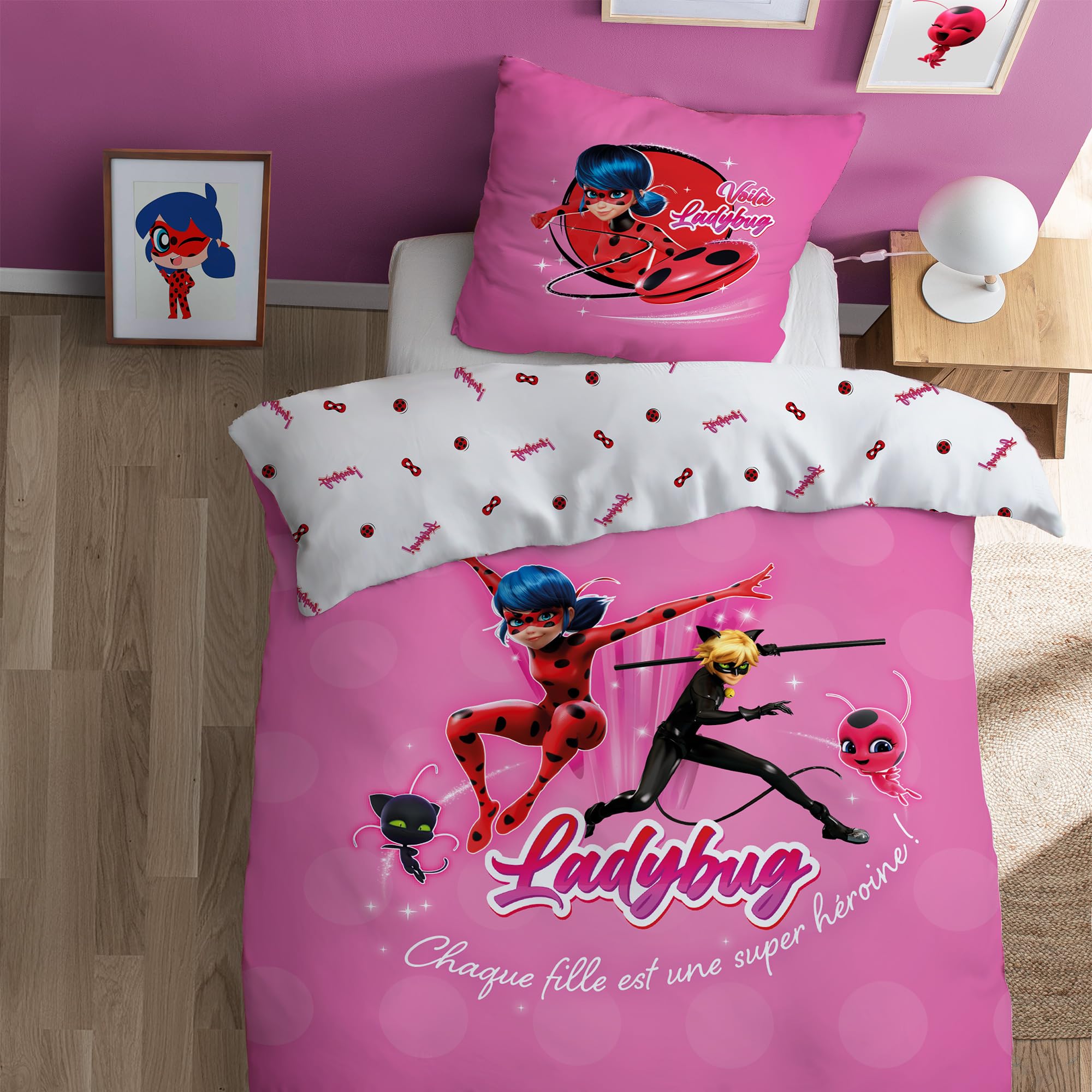 MIRACOULUS Supergirl Juego de cama infantil | 100% algodón | Oeko-TEX | Funda nórdica de 140 x 200 cm + funda de almohada de 63 x 63 cm, estampado de niña | Rosa