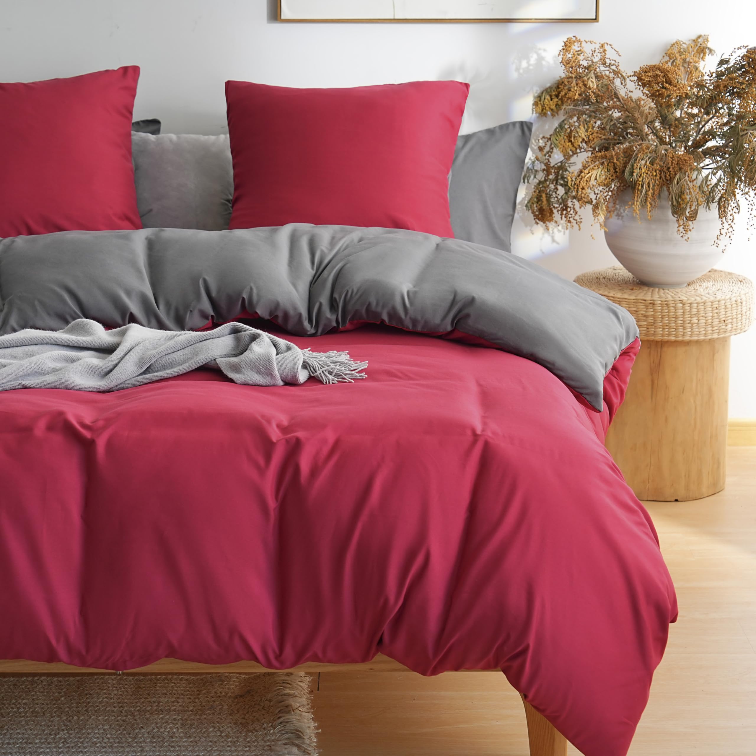 MOHAP Housse de Couette Réversible 220x240 / 65x65x2 cm Rouge + Gris Foncé Parure de Lit Bicolore pour 2 Personnes Fermeture Éclair Sets de Housse Couette