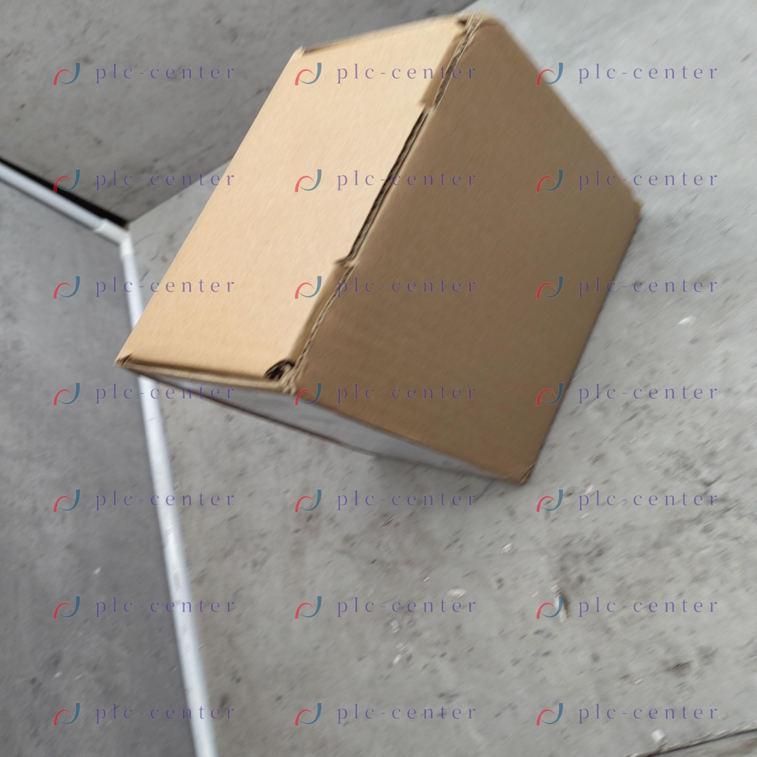 1PC 6SE6420-2AB17-5AA1 New in Box 6SE64202AB175AA1