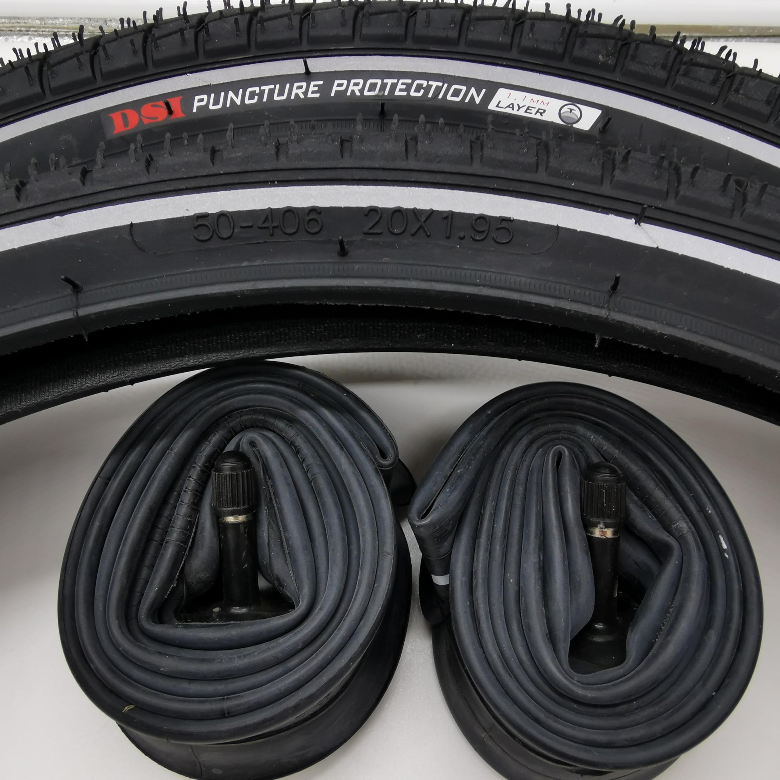 2X SRI-45A Reifen DSI 20" Zoll 20x1.95 | ETRTO 50-406 | + AV-Schlauch | 1mm Pannenschutz & Reflexstreifen Decke Mantel Kinder Fahrrad Anhänger Schläuche Autoventil Schrader Fahrradreifen
