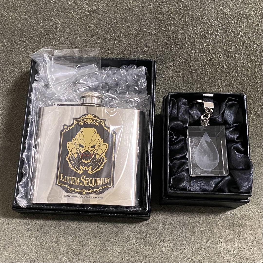 Amazon.co.jp: コードヴェイン CODE VEIN 血涙クリスタルキーホルダー