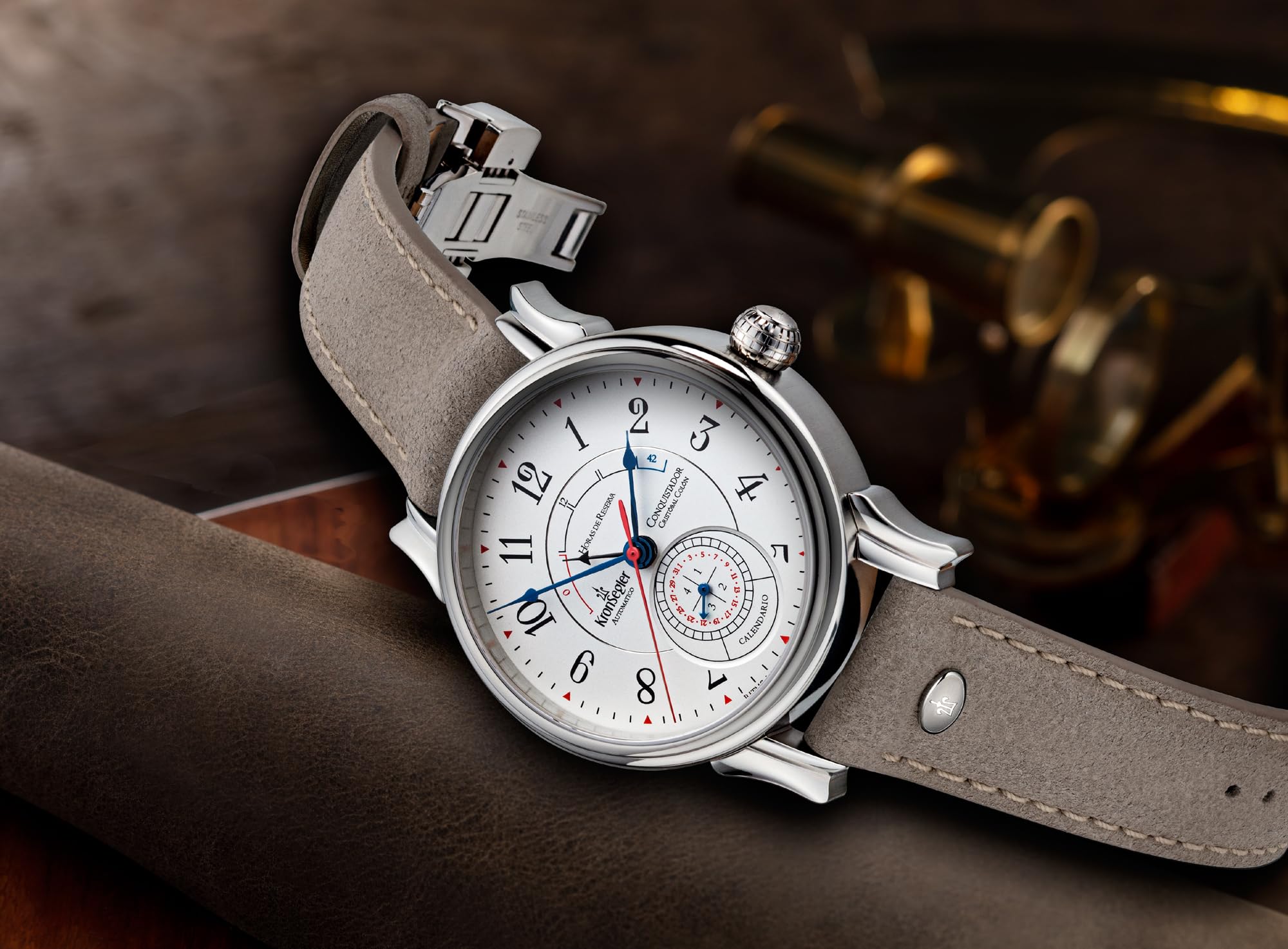 Kronsegler Conquistador Stahl - Weiß | Automatik Herrenuhr mit Gangreserveanzeige | Saphirglas, Zeigerdatum, Lederband, Faltschließe