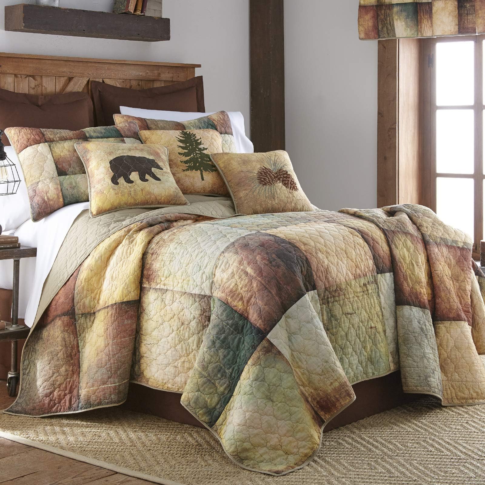 Full/Queen Quilt - Wood Patch by Donna Sharp - Lodge Quilt with Colorful Pattern - Fits Queen Size and Full Size Beds - Machine Washable