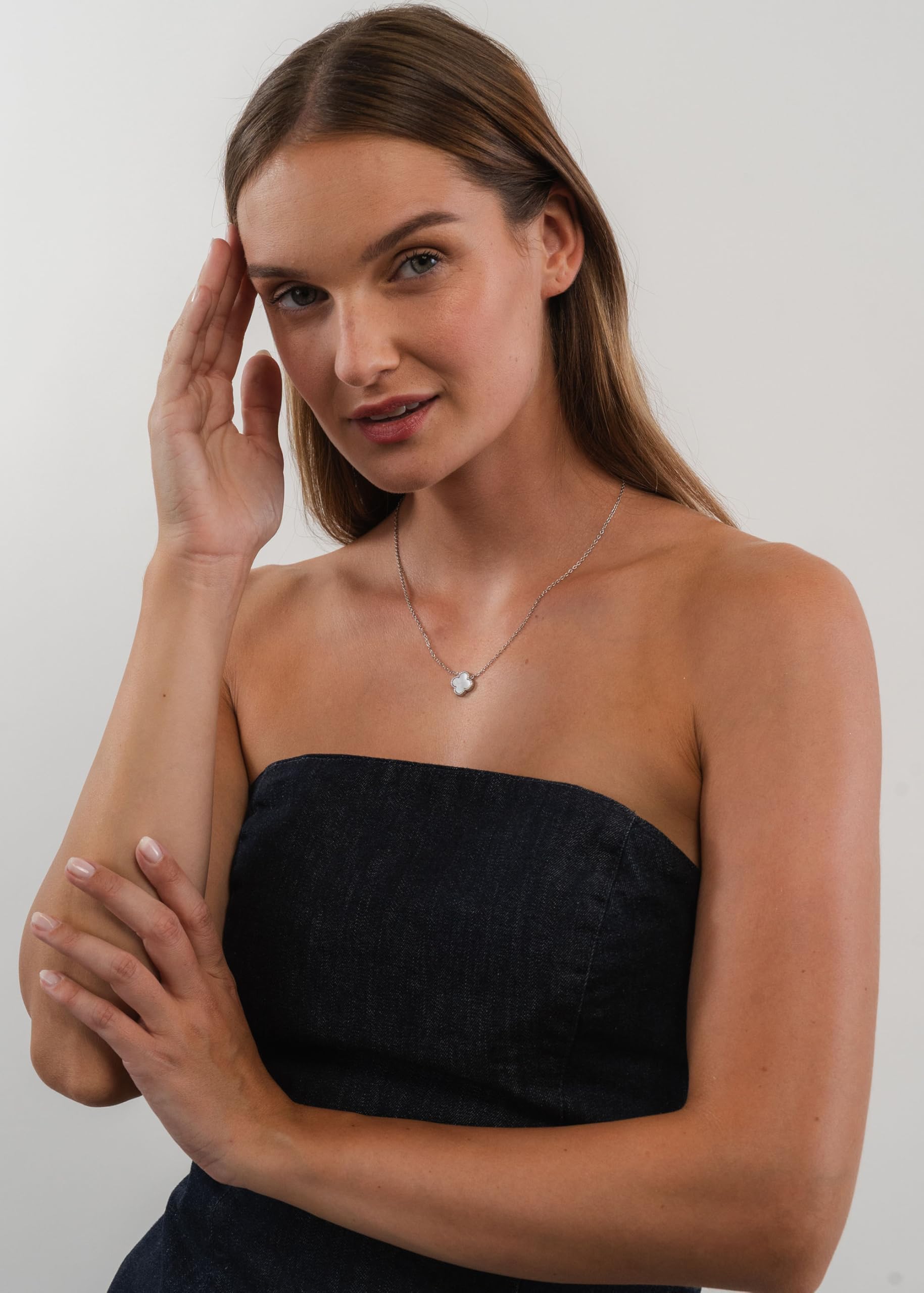 Purelei Lucky Pearl Kette – Halskette mit perlmuttfarbenem Kleeblatt-Anhänger, wasserfest & verstellbar – Edelstahl, 14K vergoldet, 18K rosévergoldet oder silberfarben