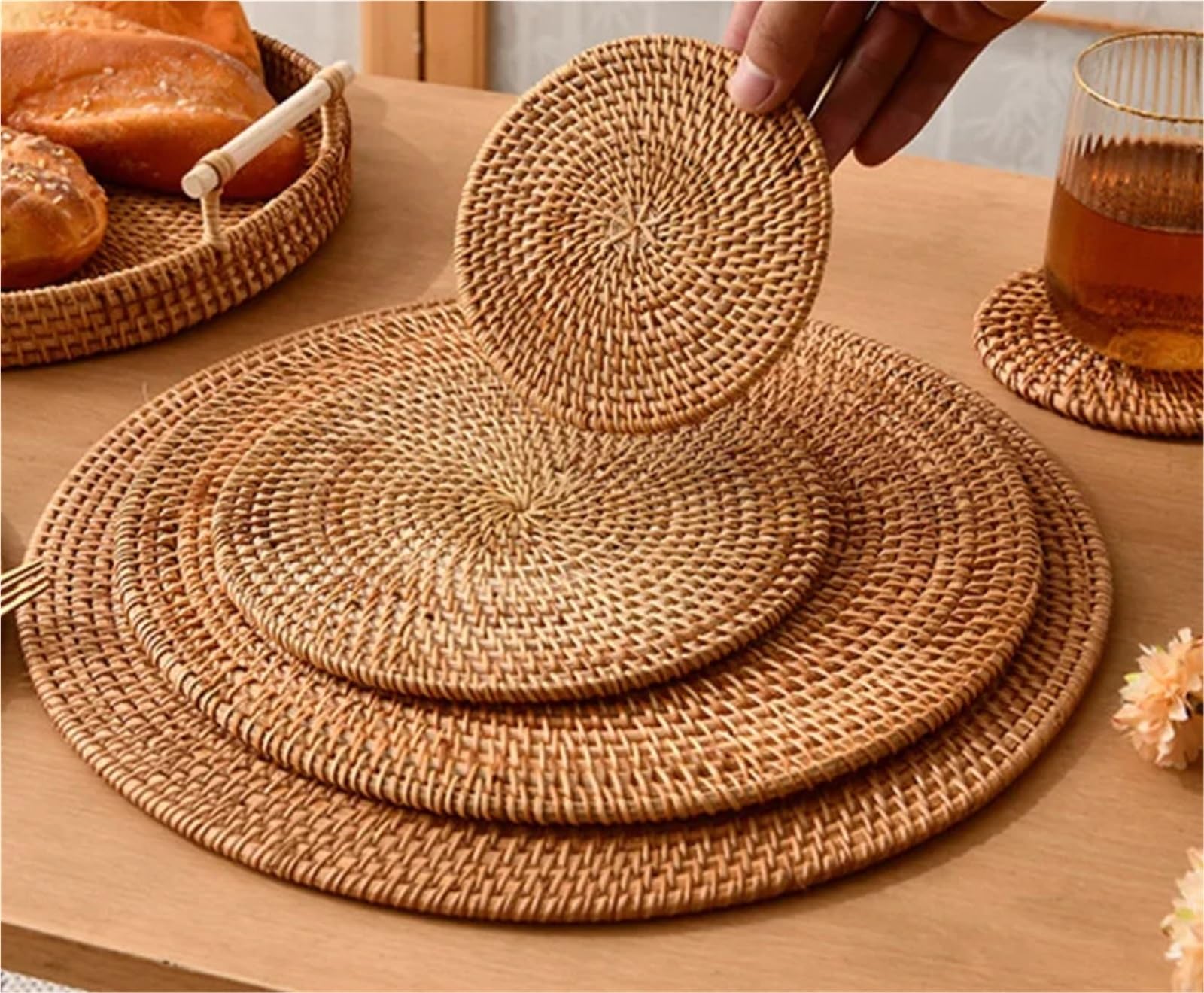 Lot de 4 Dessous Verre Ronds en rotin tissés à la Main, 8-20 cm, isolants, for Table, décoration Cuisine pour Tasses(18CM)