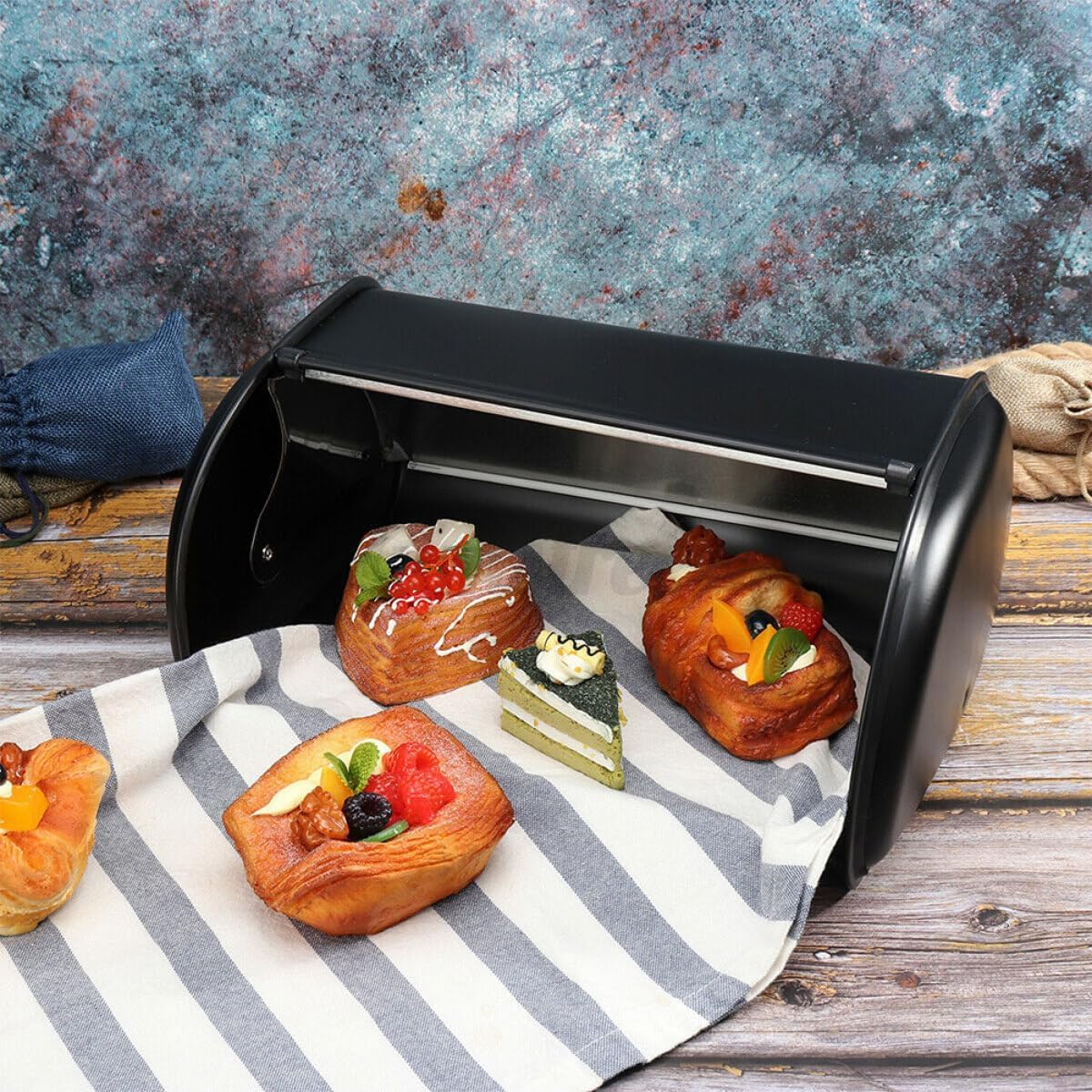 Vintage Black Metal Bread Box Large Capacity Bakery Bread Keeper Household Food Storage Container for Kitchen Countertop and Pantry Organization
