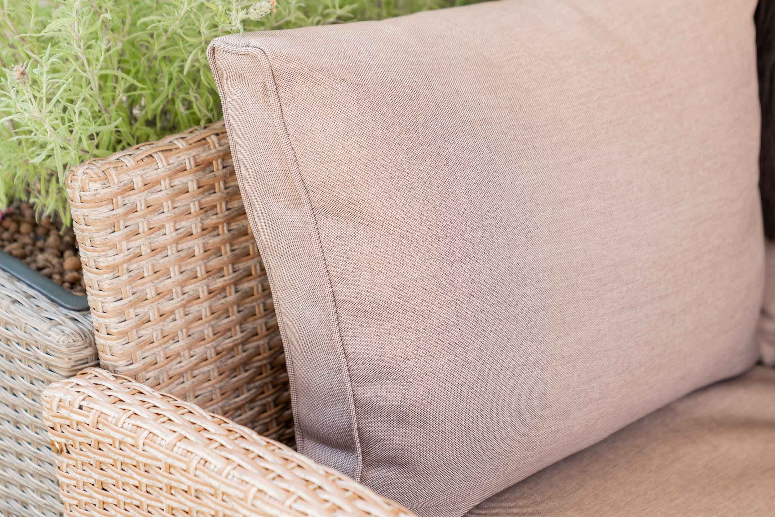 di volio Polyrattan Sitzgruppe Lounge Rossano – Gartenmöbel-Set für bis zu 9 Personen in Zwei Farbvarianten (beige)