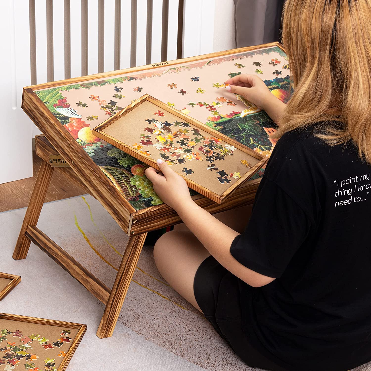 LAVIEVERT Table de puzzle réglable en bois avec couvercle, table inclinable portable avec pieds pliants, 4 plateaux de tri et surface antidérapante pour jeux et puzzles jusqu'à 1 000 pièces