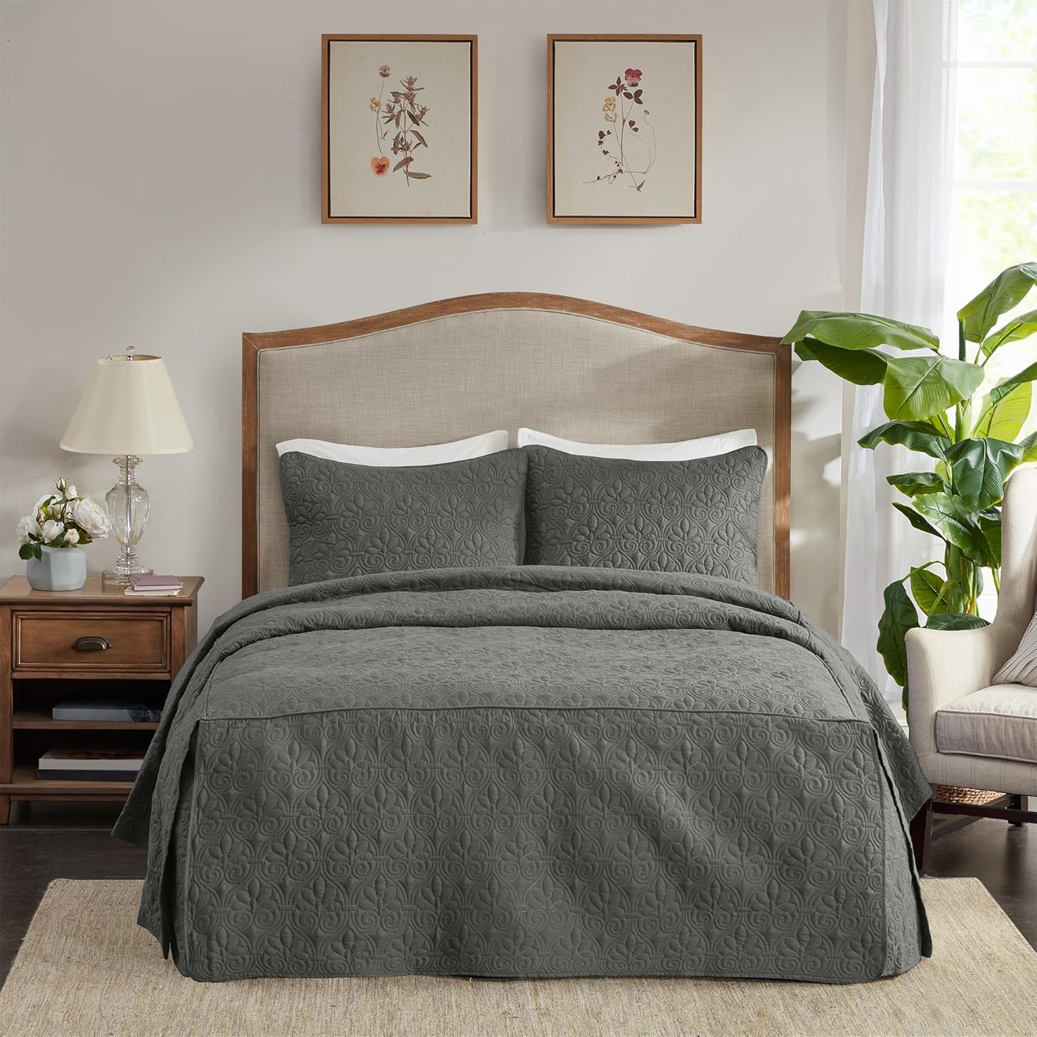 Madison Park Quebec Split Corner Quilted Bedspread Classic Traditional Design All Season, Lightweight, Bedding Set, Matching Shams, Queen (60" x 80" + 24"D), Damask Quilted Dark Grey 3 Piece Fitted Bedspread Dark Grey Queen