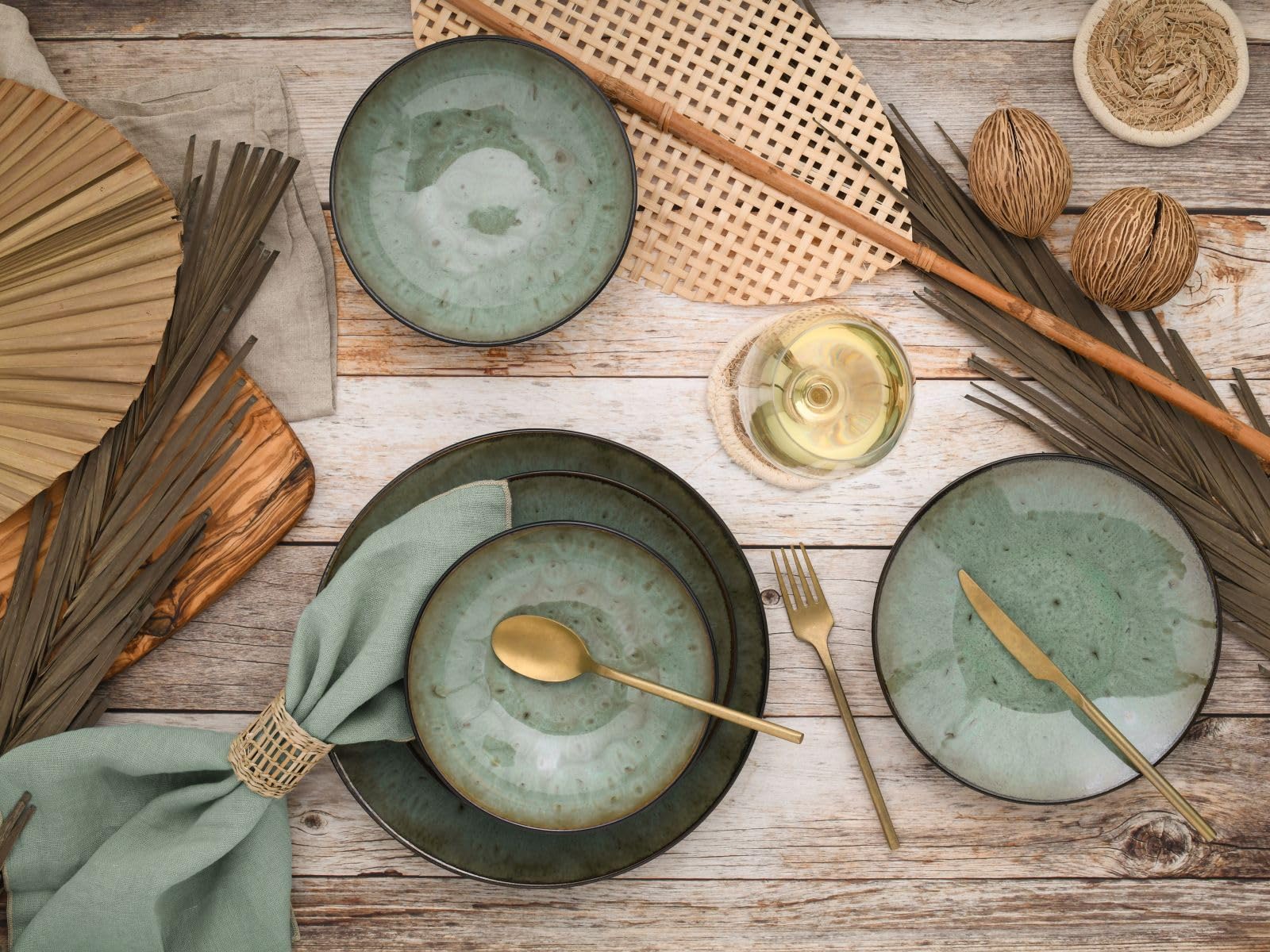 CreaTable, 23961, Serie Jawa, 18-teiliges Geschirrset für 6 Personen, Teller Set aus Steinzeug, spülmaschinen- und mikrowellengeeignet, Qualitätsproduktion
