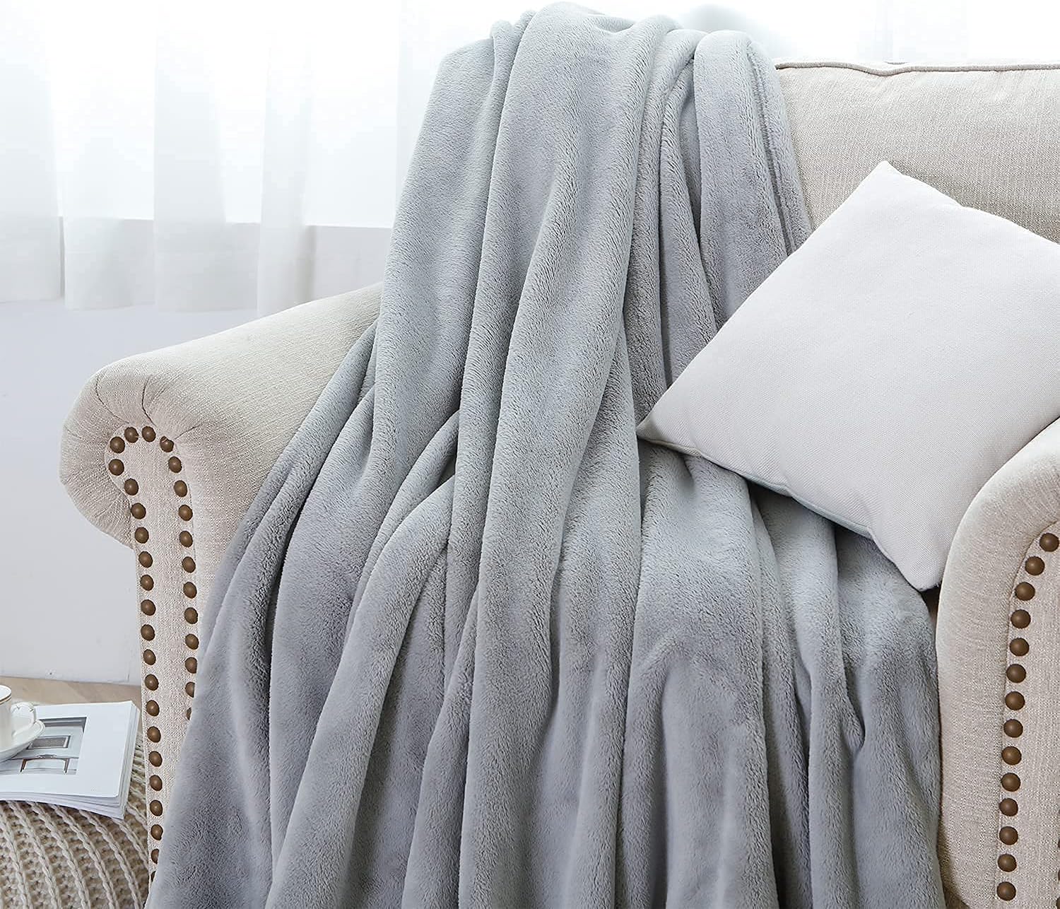 WARMFIELD Flannel Fleece Blankets Throw Size for Couch,Bed Sofa Washable Microfiber Fuzzy Blanket for Adults,Kids,Pets Super Soft and Warm Plush Solid Color 350GSM (Grey, 50"X70") : Everything Else