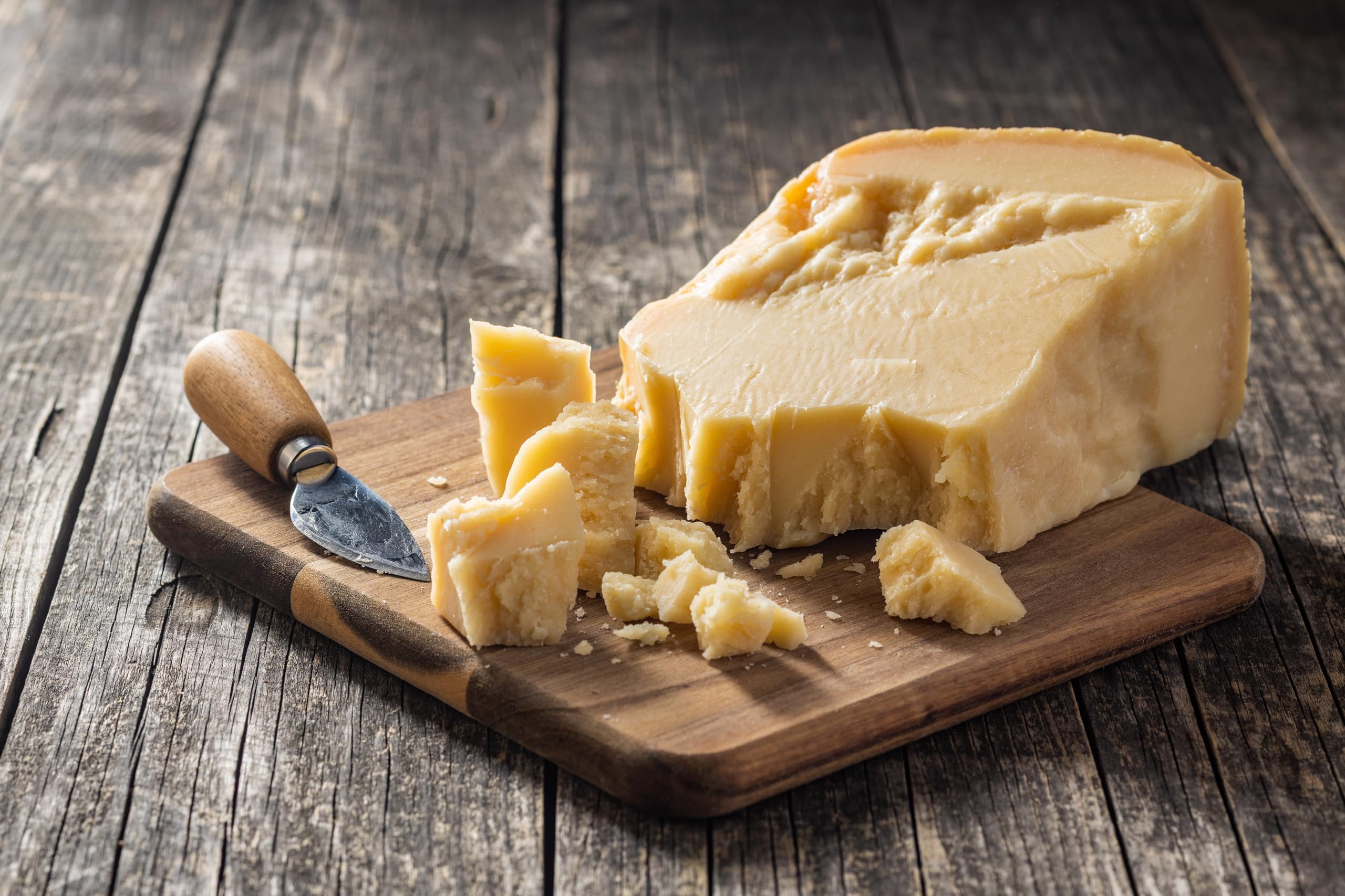 2 pezzi da 500g Parmigiano Reggiano VACCA BIANCA 24 mesi Dop No Ogm