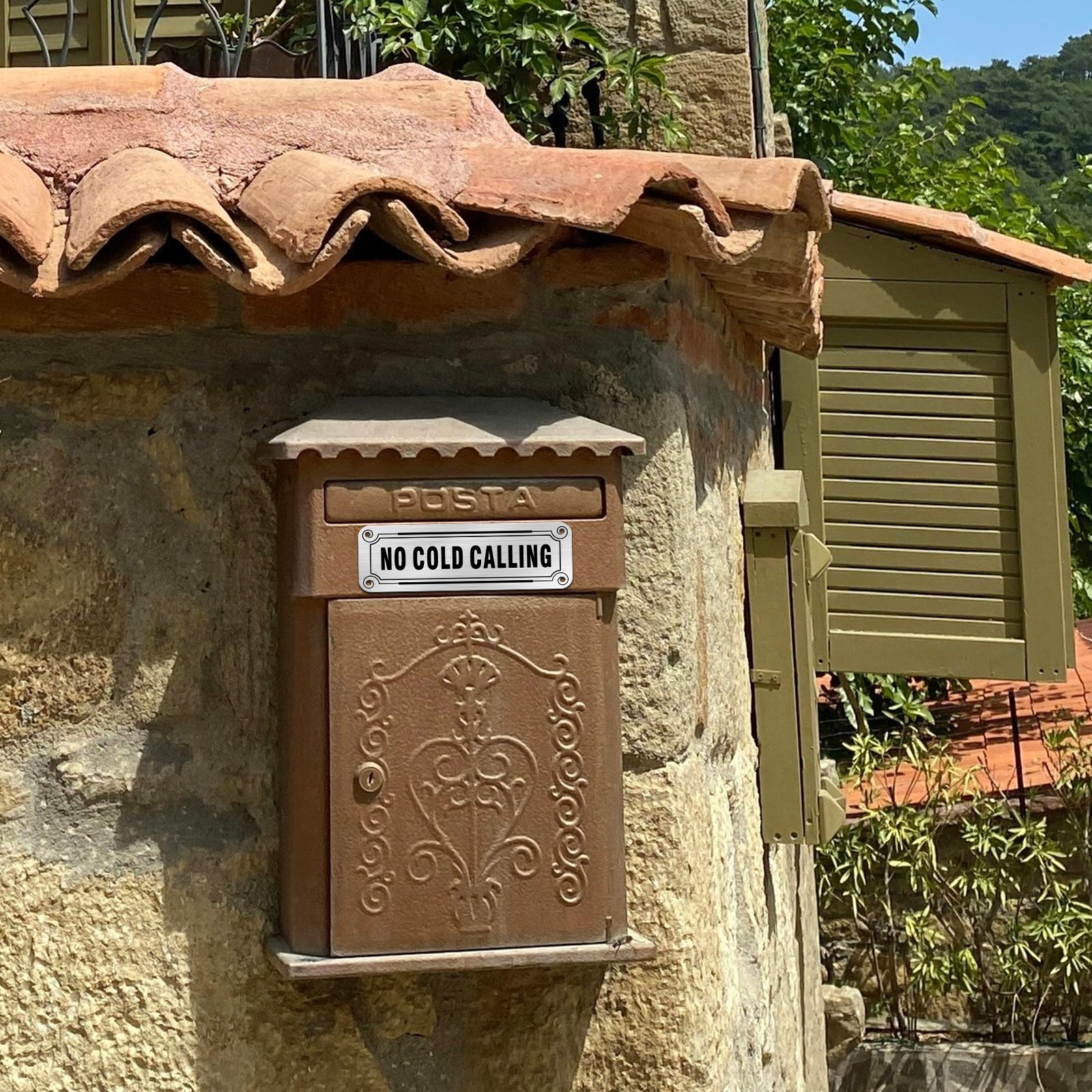 Segnale Del Simbolo Di Avvertimento Delle Sostanze Chimiche In Uso Su Sfondo Bianco - Immagini - Foto 5