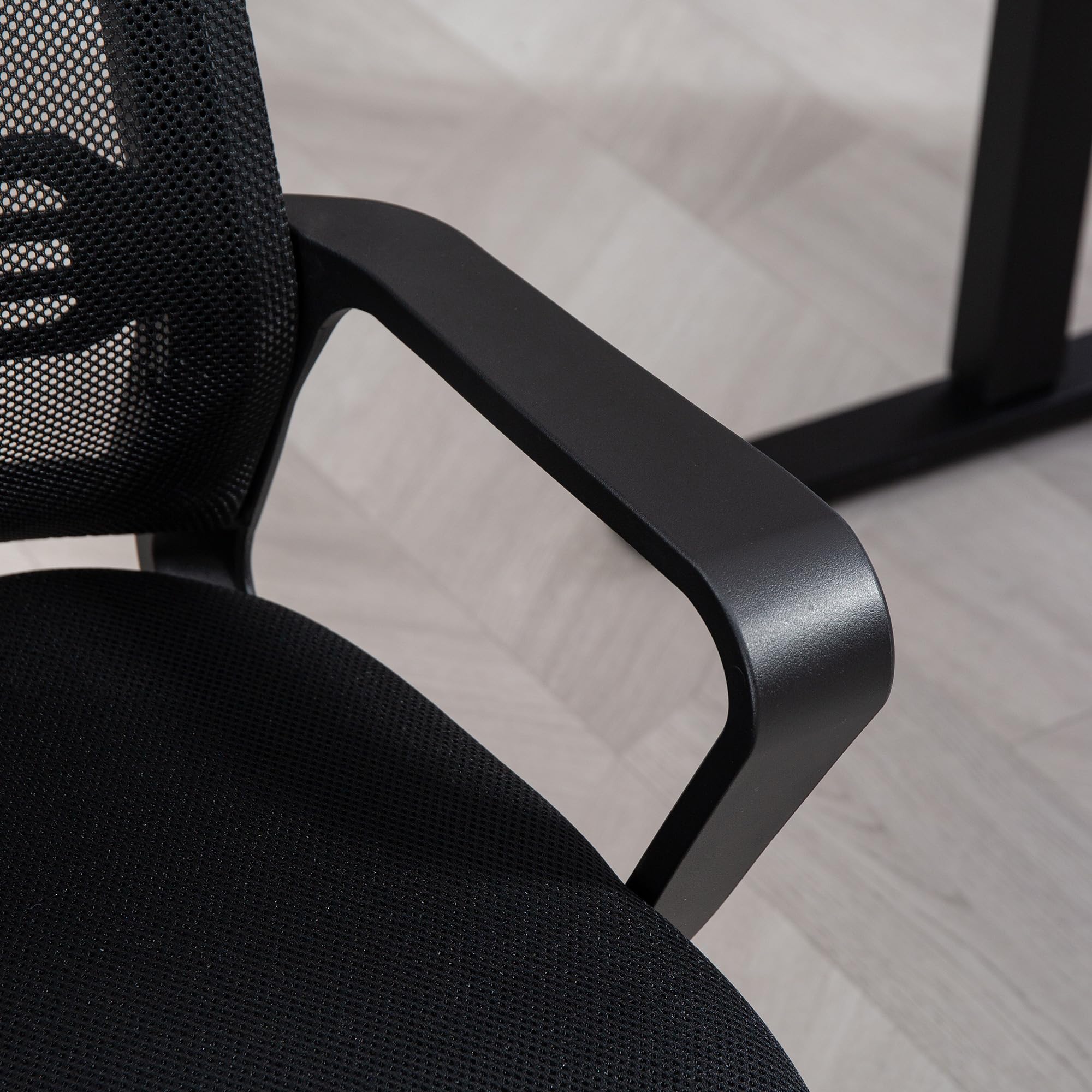 HOMCOM Sedia da ufficio a rete Sedia da ufficio senza rotelle, sedia ergonomica per riunioni con base a slitta, per sale conferenze, camere da letto, aree d'attesa, aree di ricevimento, nera