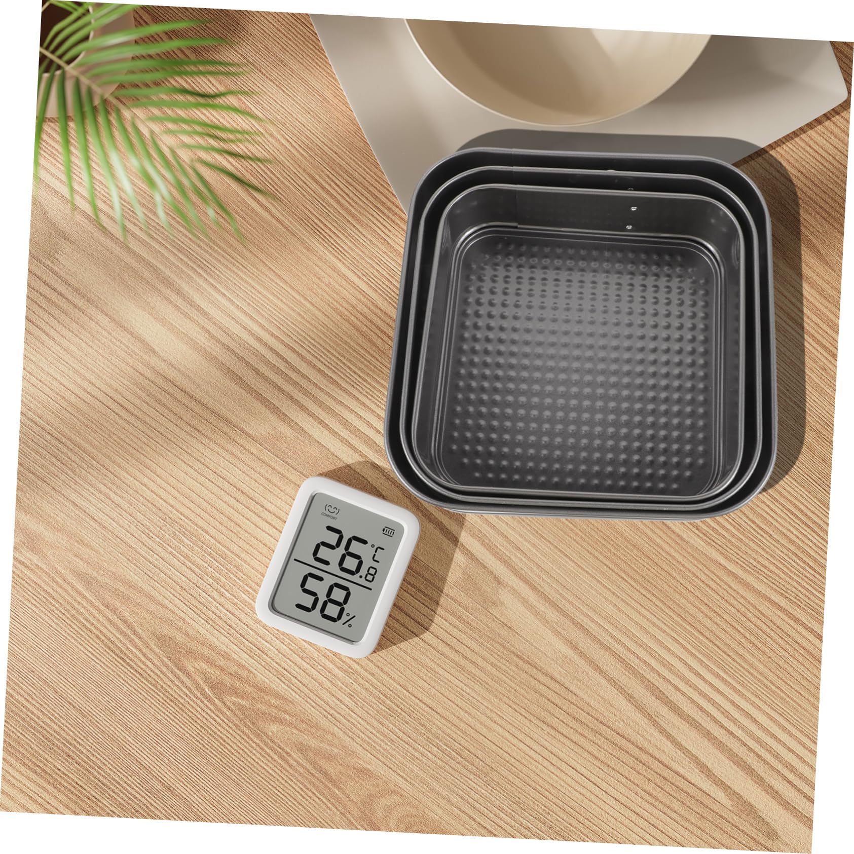 Cabilock 3Pc Square Non Stick Cake Carbon Steel Honeycomb Live Bottom Baking Tray for Home Parties and Weddings Black Easy to Clean Fast Baking