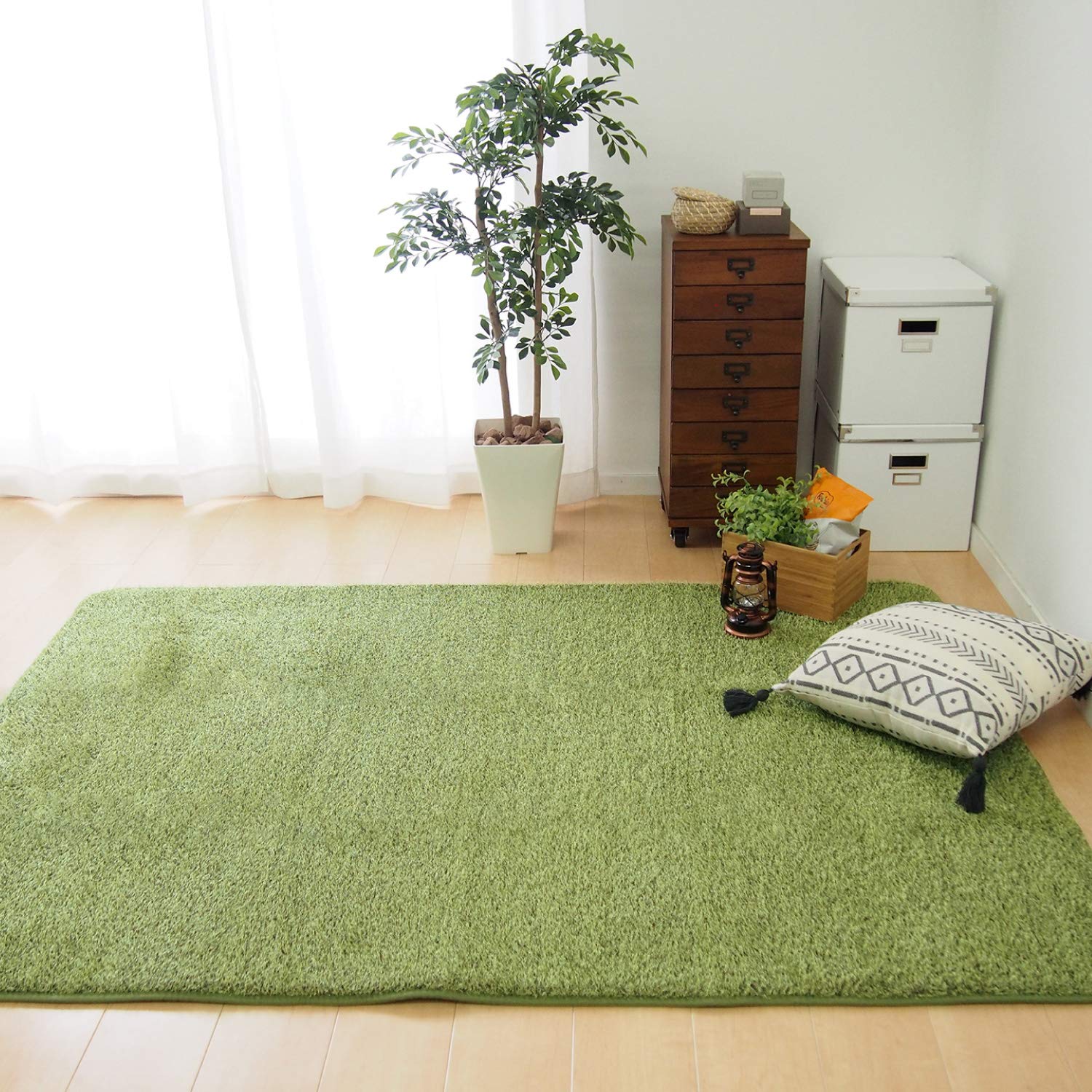 Amazon.co.jp: ふっくら贅沢な芝生風ラグ ウレタン入り 滑り Amazon.co.jp: ふっくら贅沢な芝生風ラグ ウレタン入り 滑り