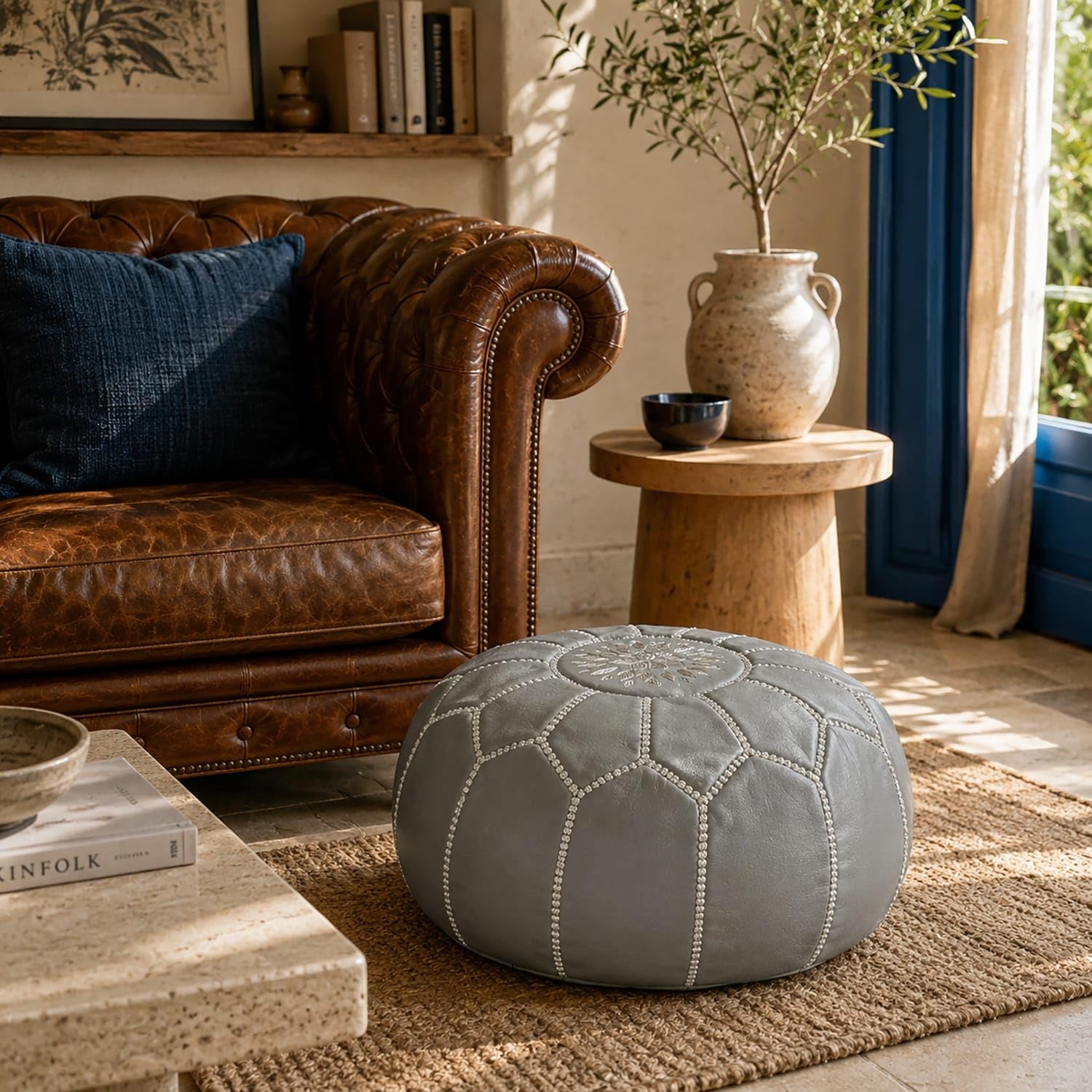 Generico Pouf marocain en cuir de chèvre fait main Ø 40 cm H25 – Artisanal, élégant et polyvalent pour chaque pièce 1707260912
